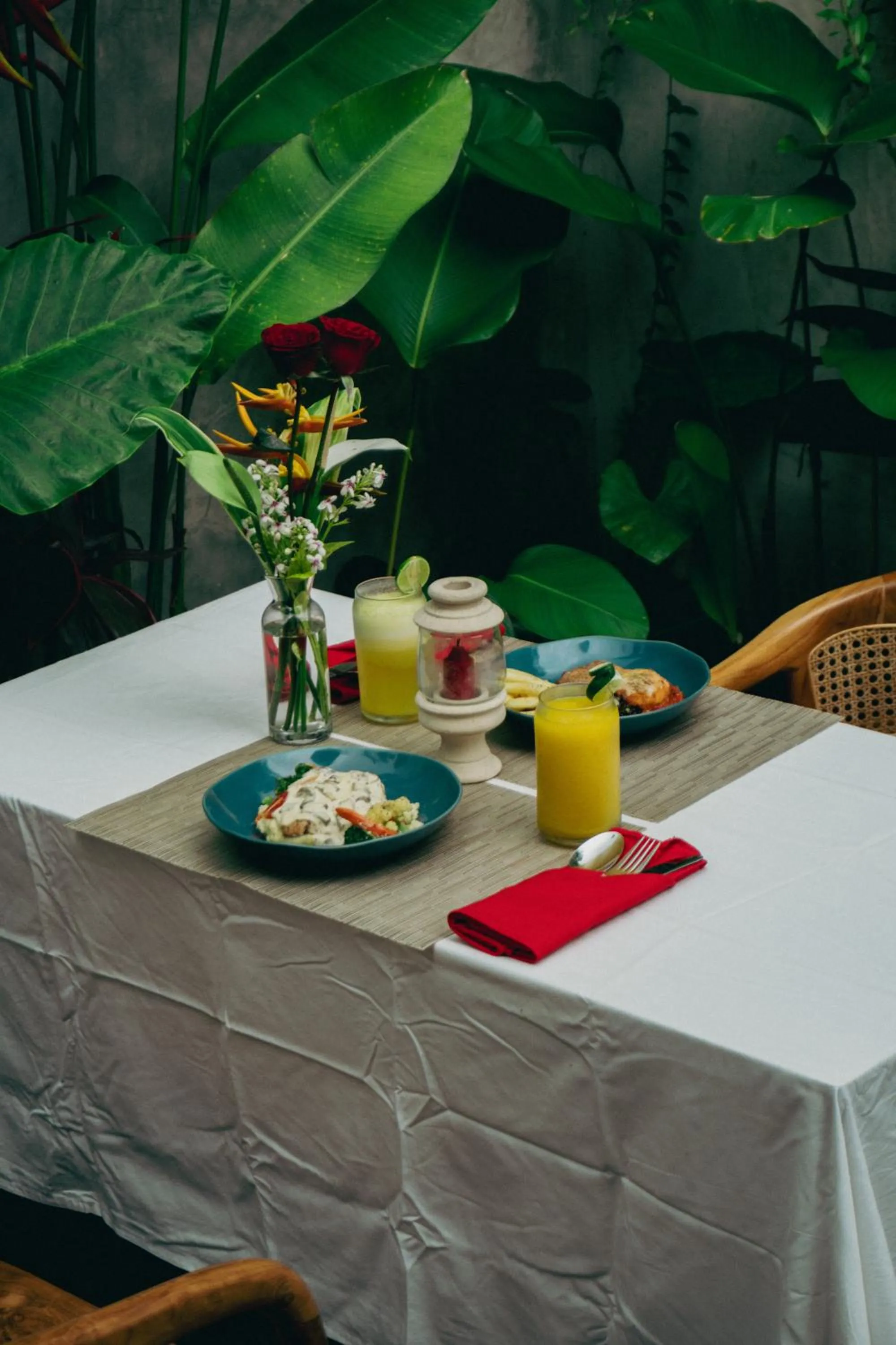 Food and drinks in Davaya Villas Ubud