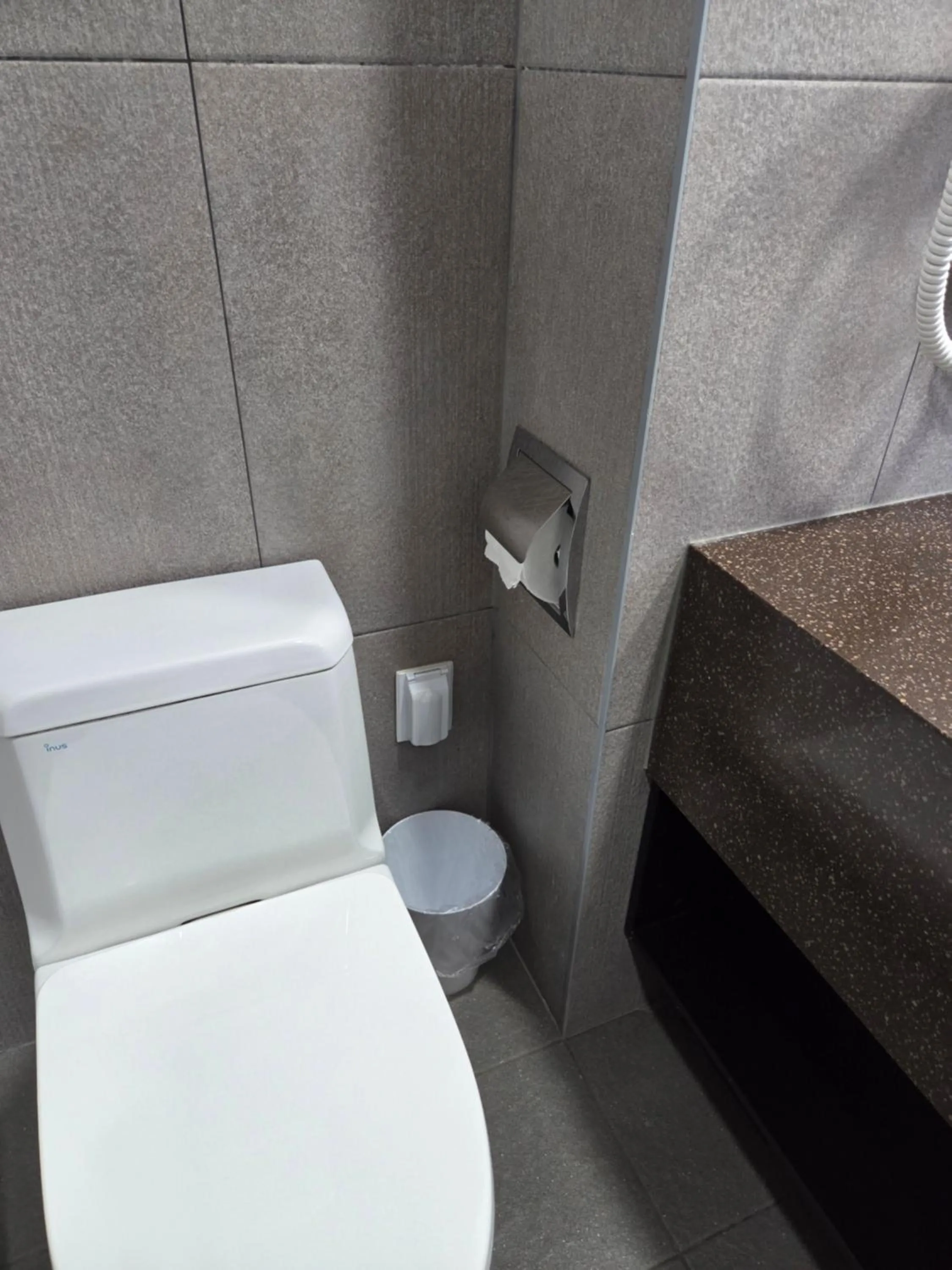 Toilet in Riviera Hotel Yeongjong