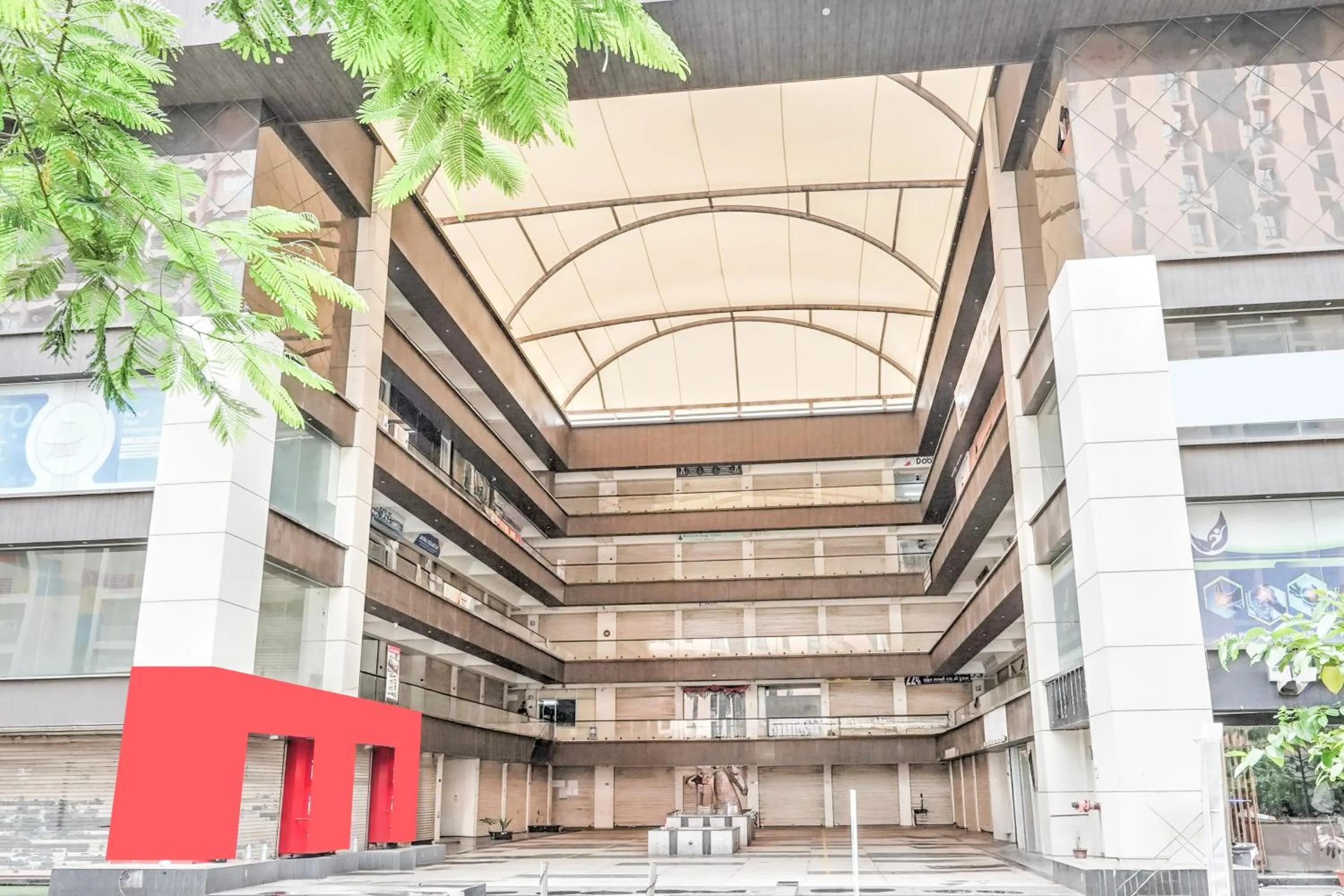 Facade/entrance in Hotel O Sneh Rashmi Botanical Garden Surat Formerly Stadium Plaza