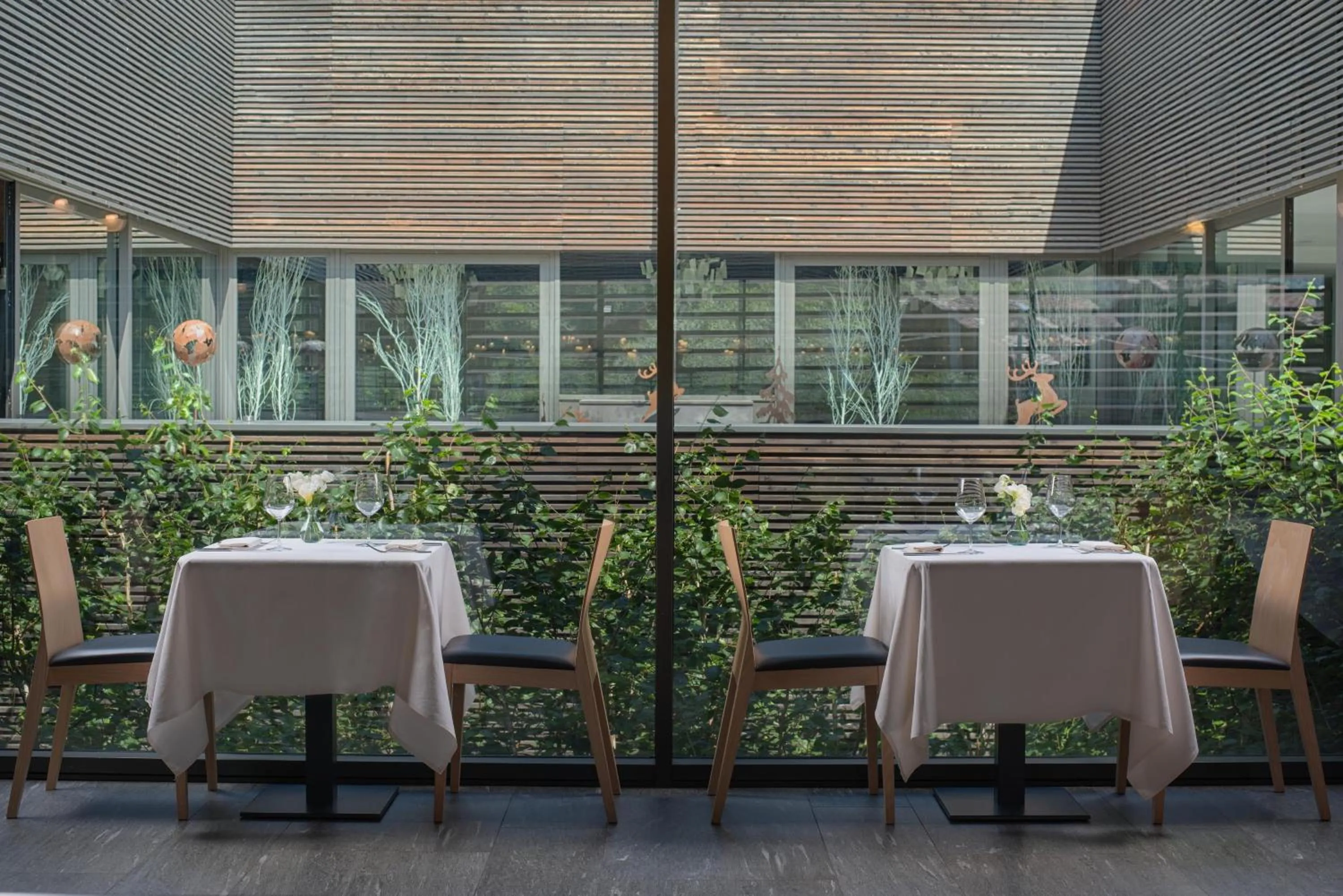 Restaurant/places to eat in NH Collection Alagna Mirtillo Rosso