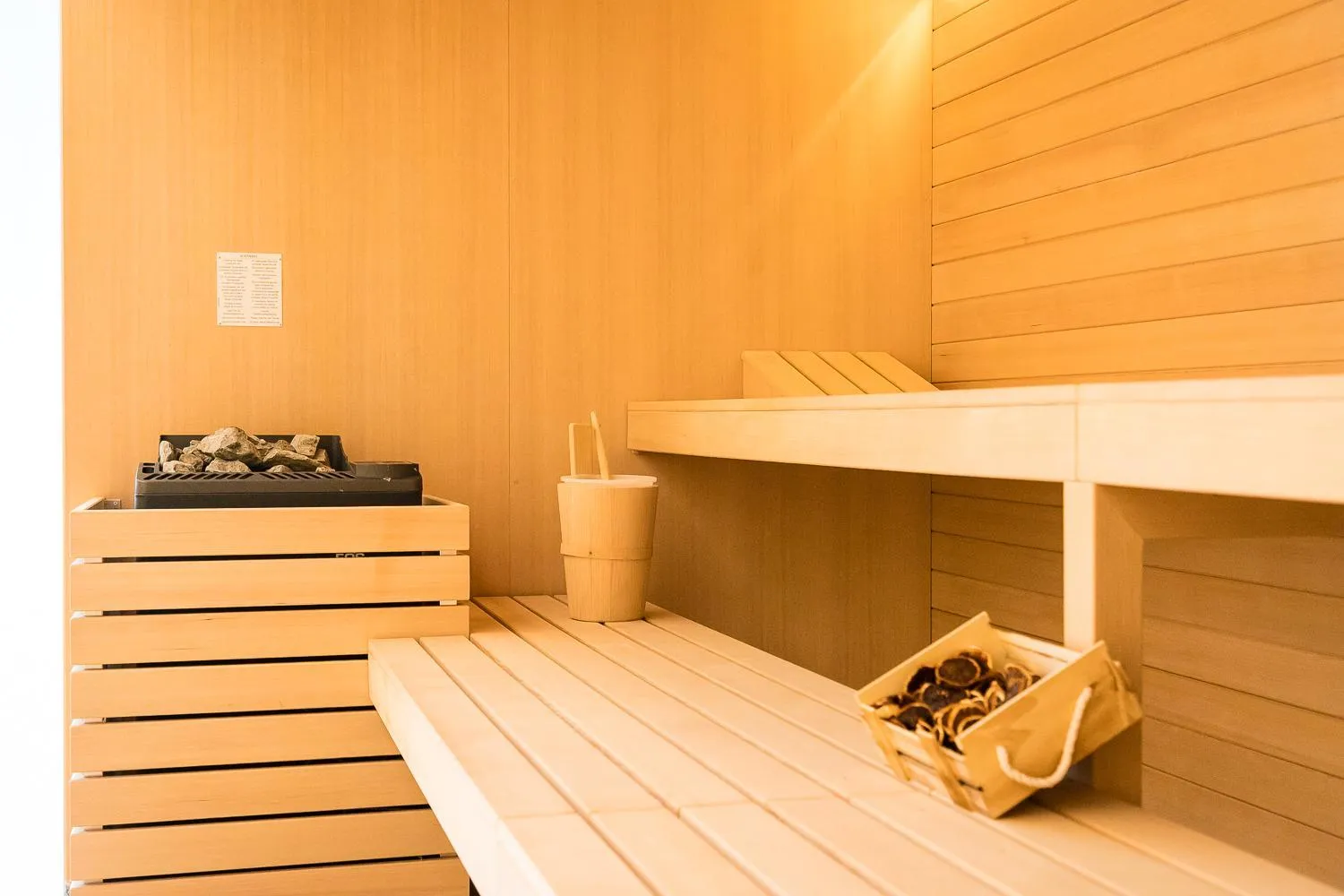 Swimming pool in NH Collection Alagna Mirtillo Rosso