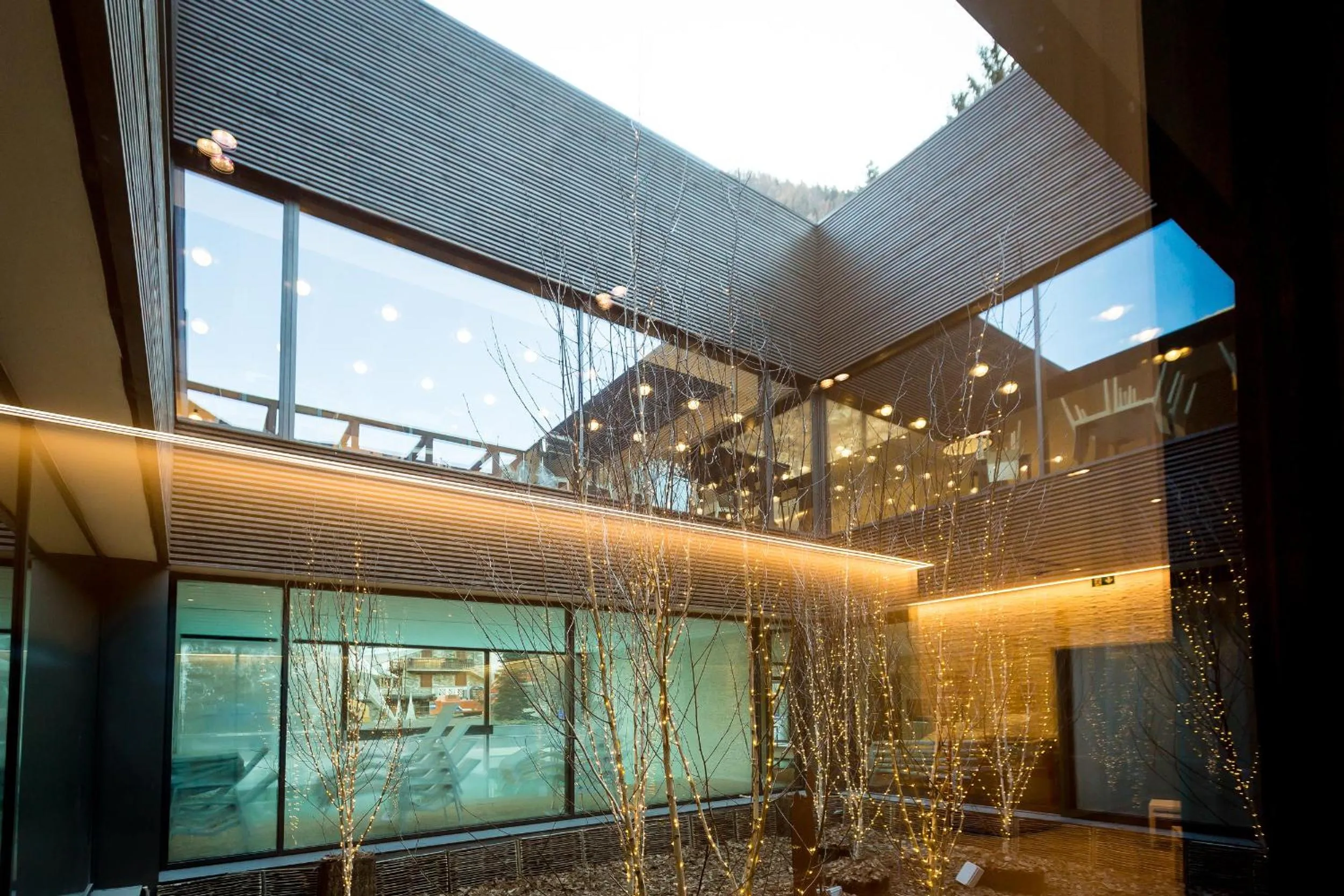 Restaurant/places to eat in NH Collection Alagna Mirtillo Rosso