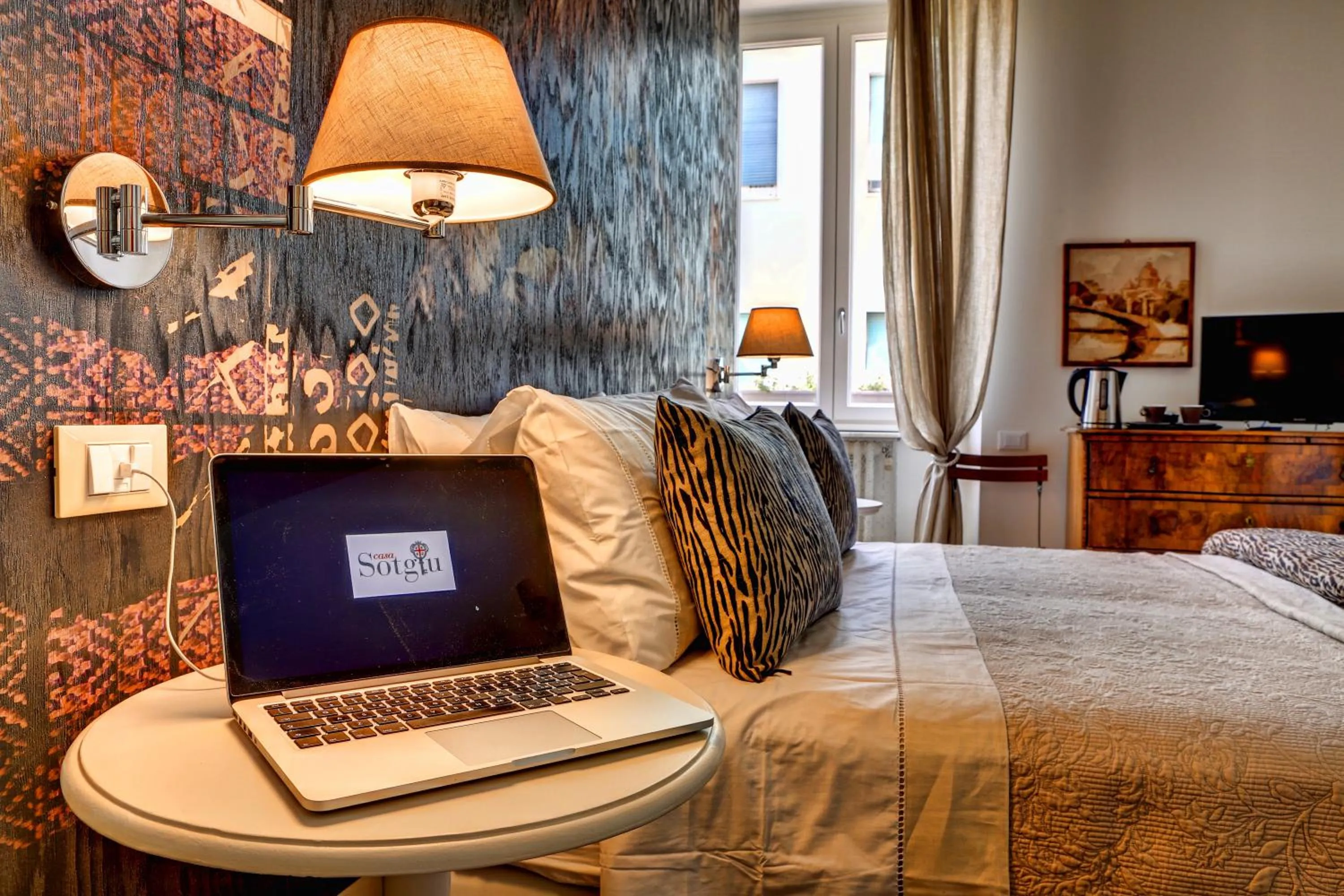 Day, Bed in Casa Sotgiu Guest House