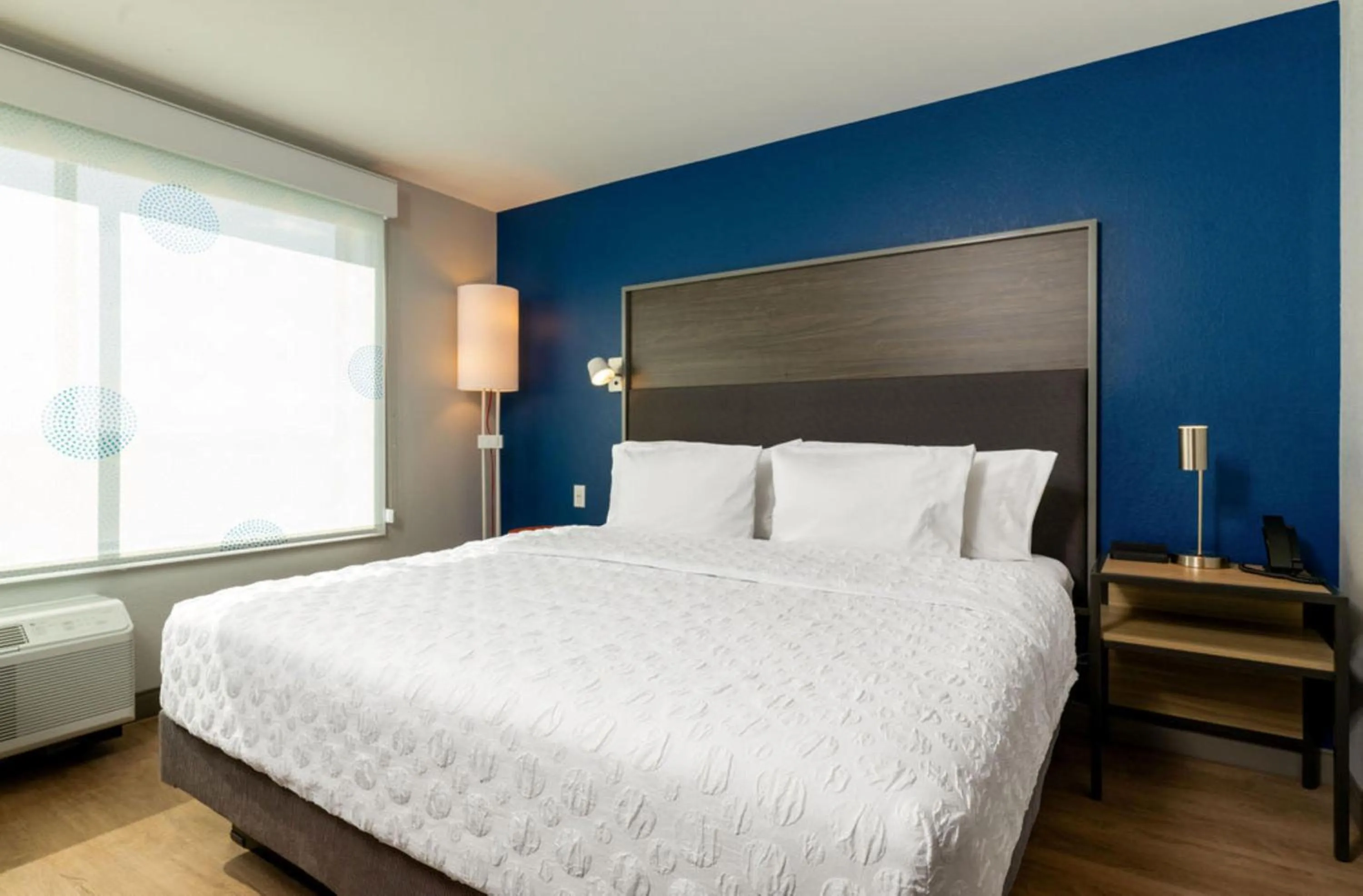 Bed in Tru By Hilton Grimes Des Moines