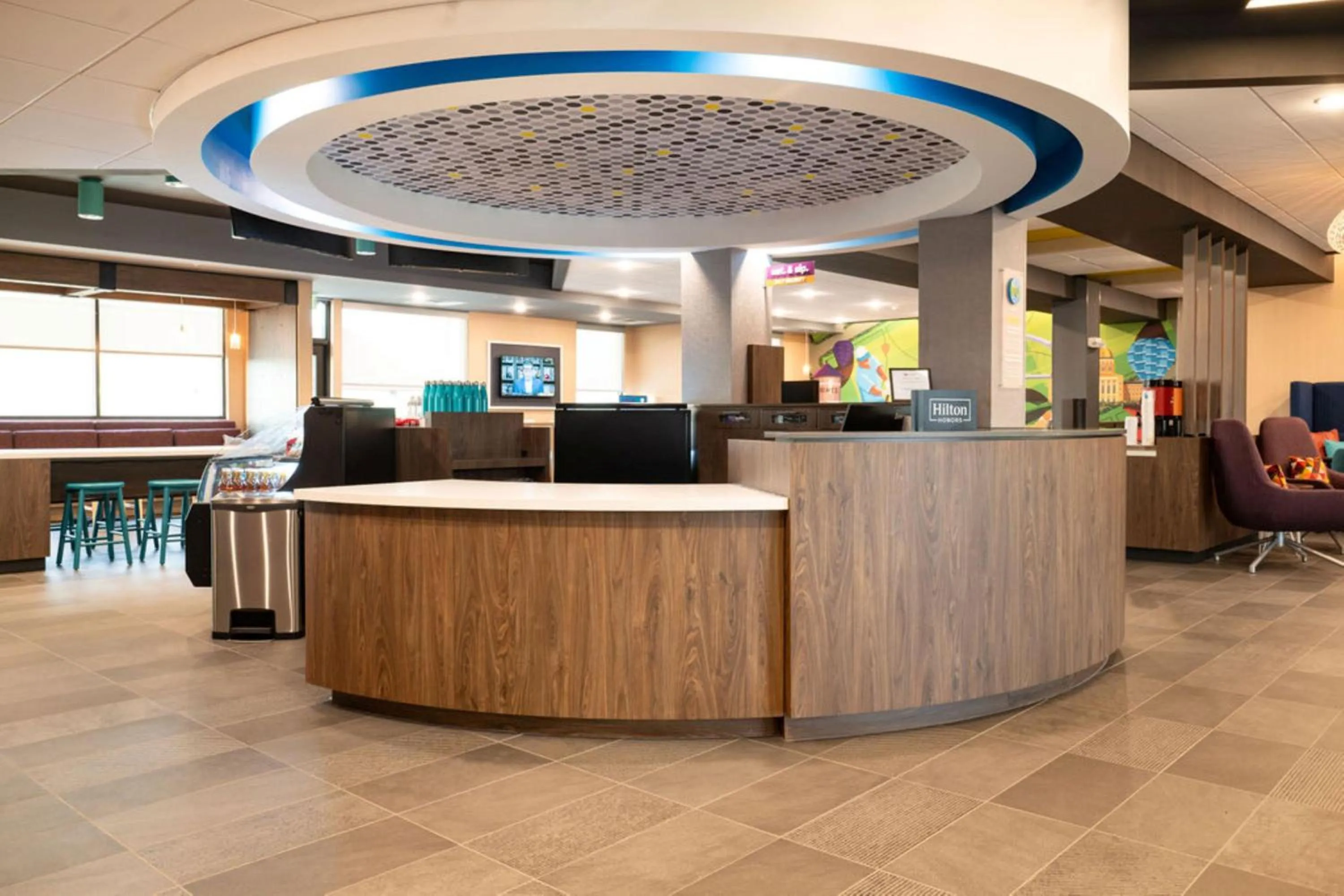 Lobby or reception in Tru By Hilton Grimes Des Moines