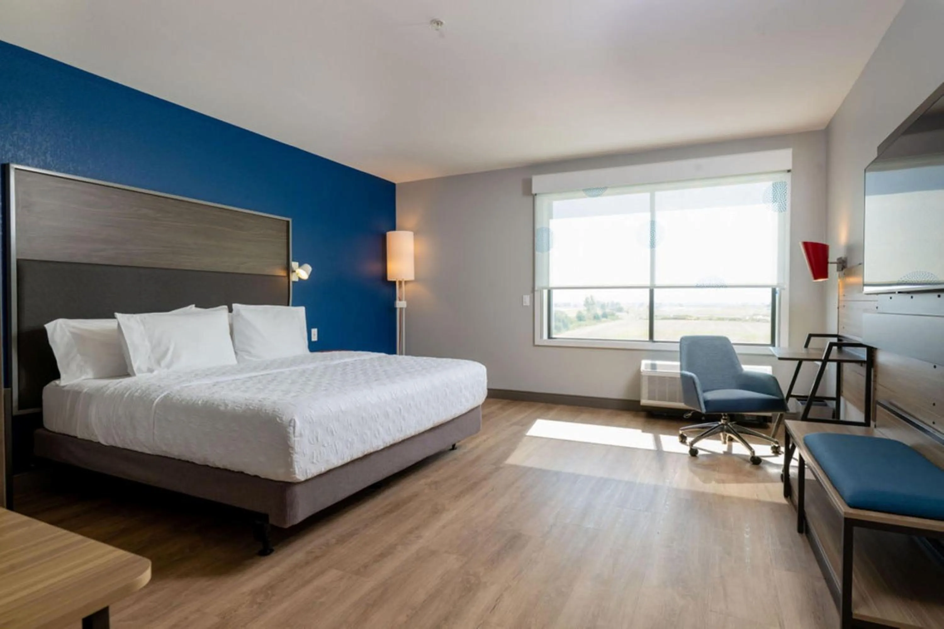 Bed in Tru By Hilton Grimes Des Moines