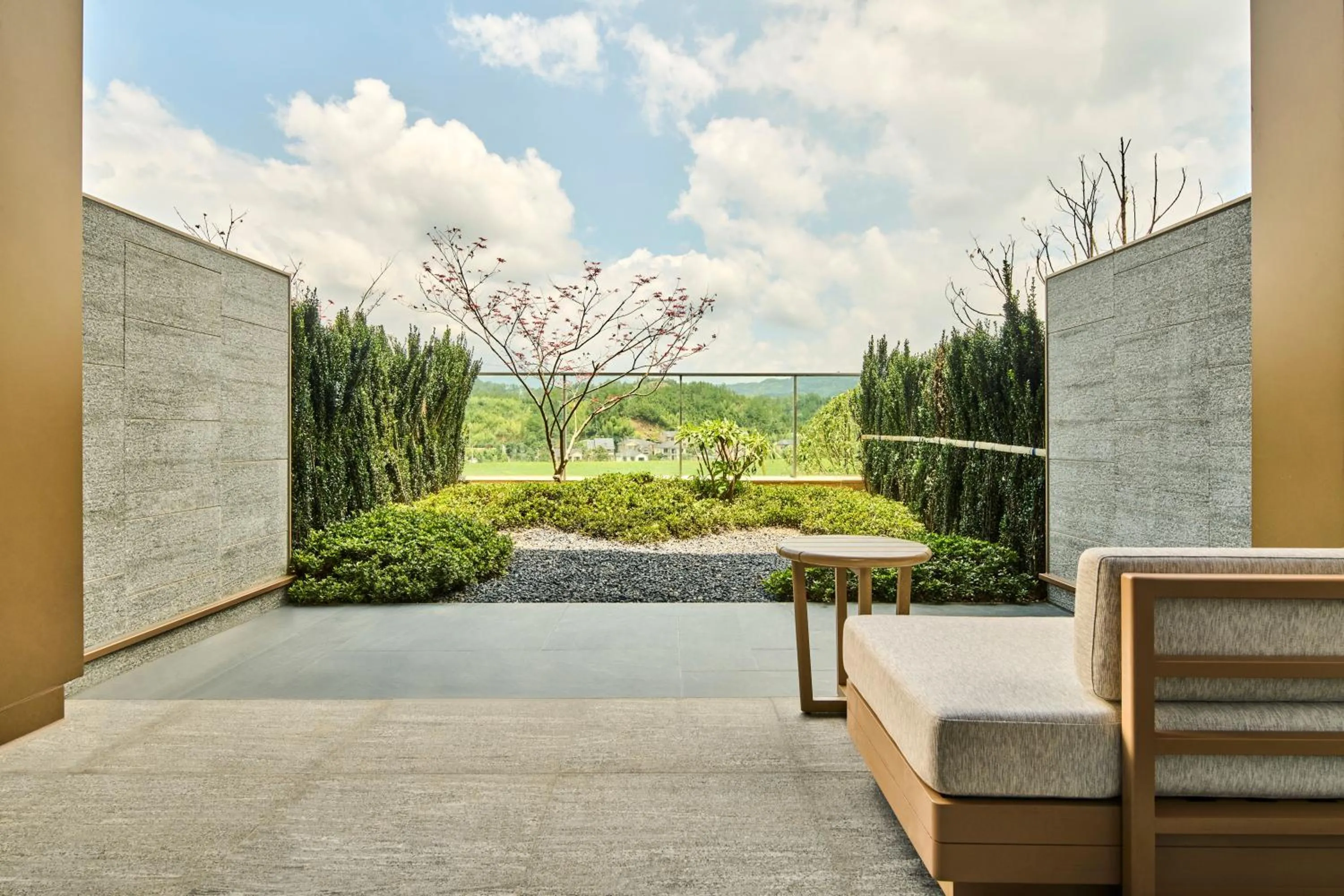 Balcony/Terrace in Shu Hua Hotel Tianmu Mountain, Curio Collection By Hilton