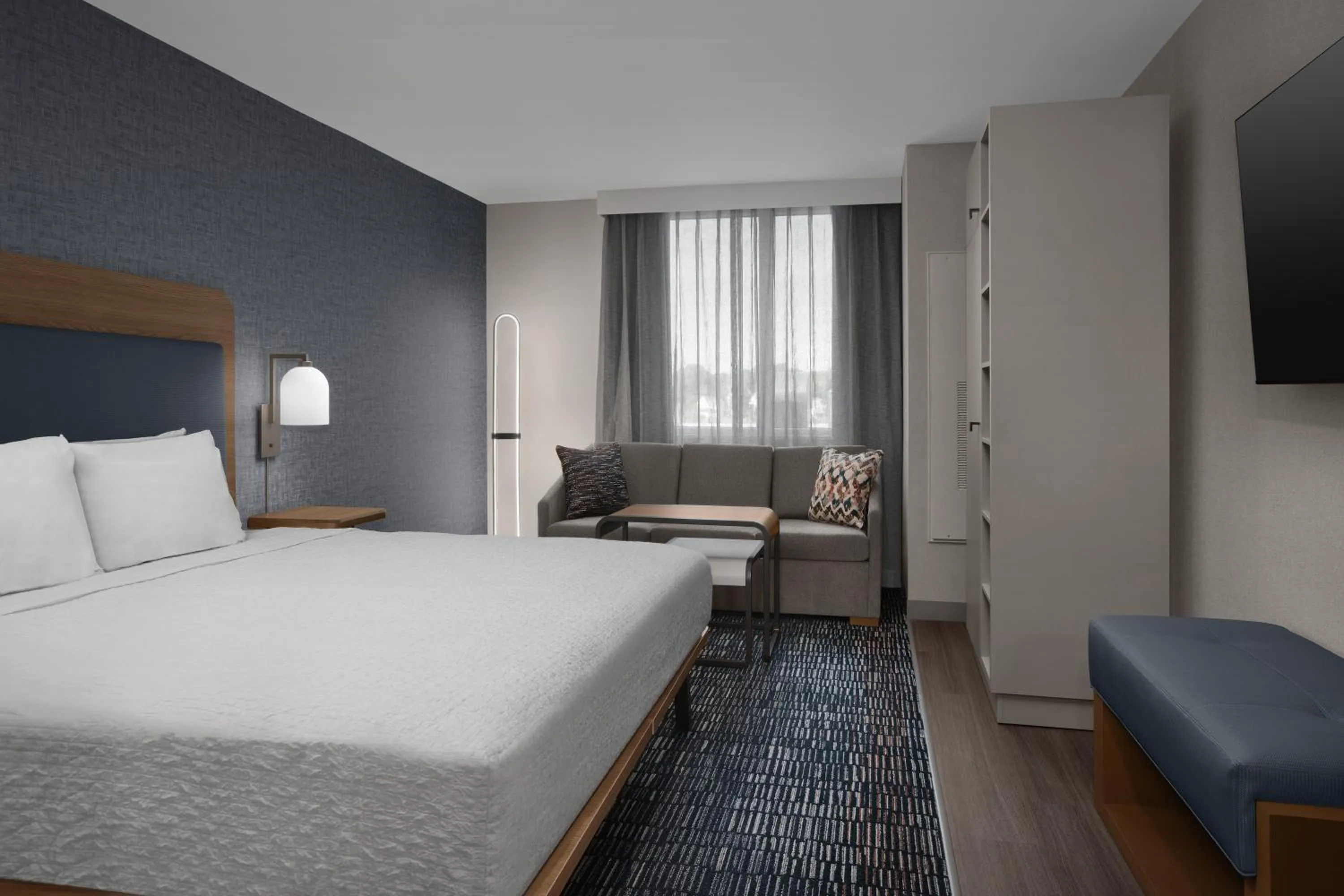 Bed in Homewood Suites By Hilton Portsmouth Downtown