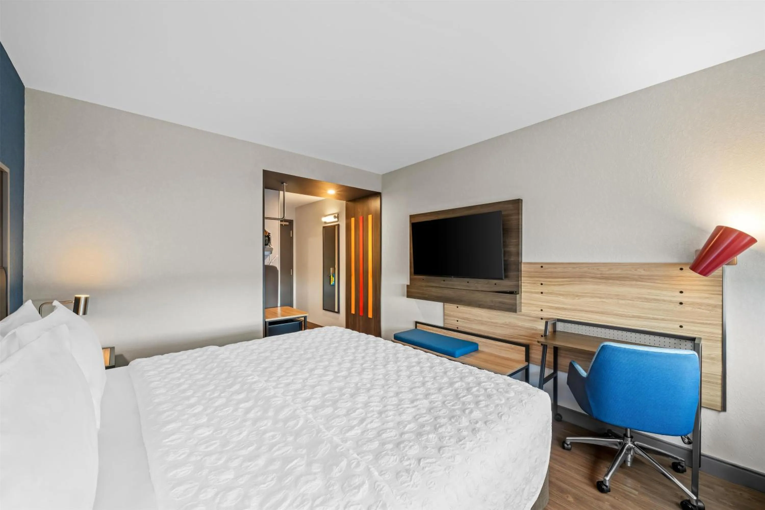 Bed in Tru By Hilton Oshawa