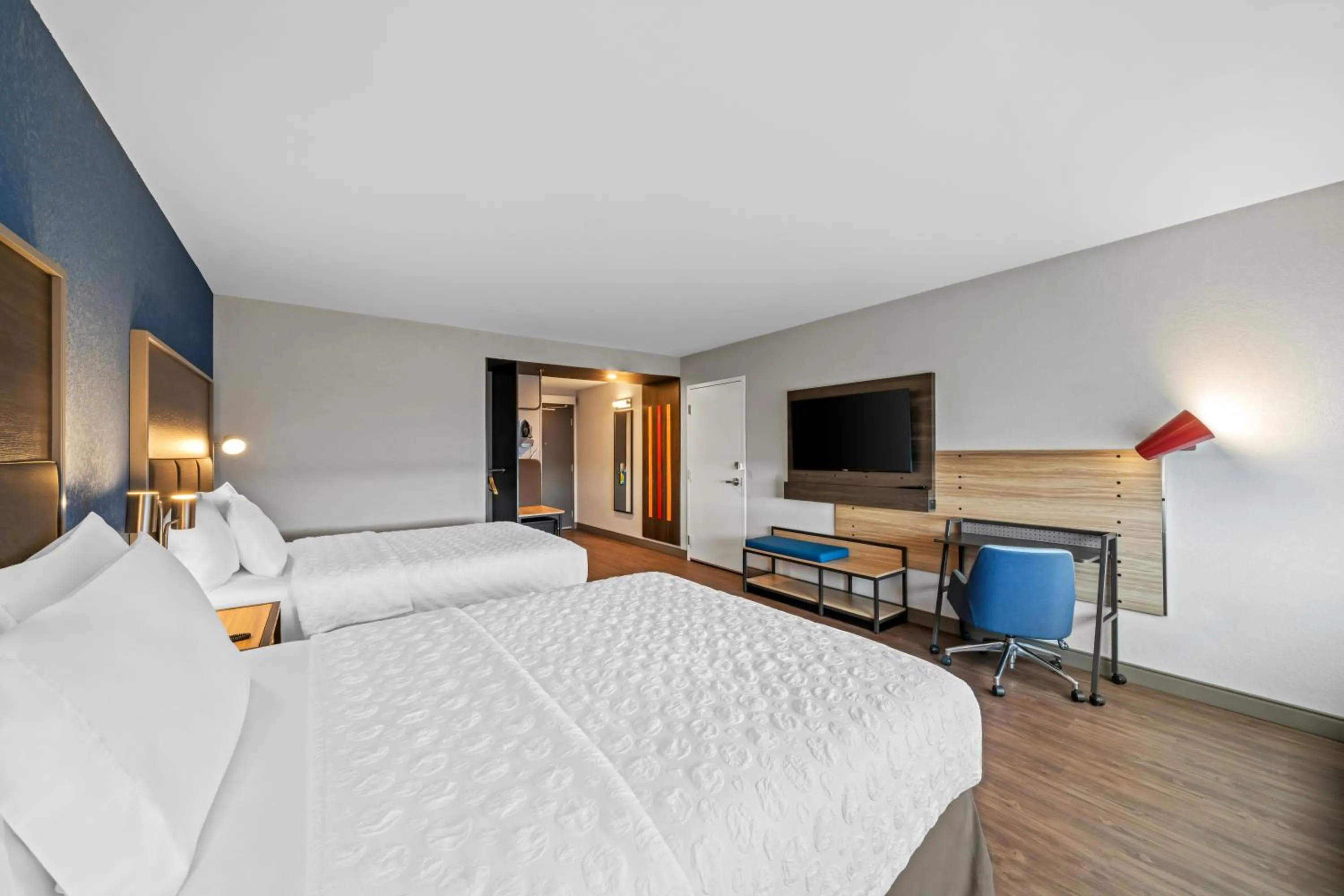 Bed in Tru By Hilton Oshawa