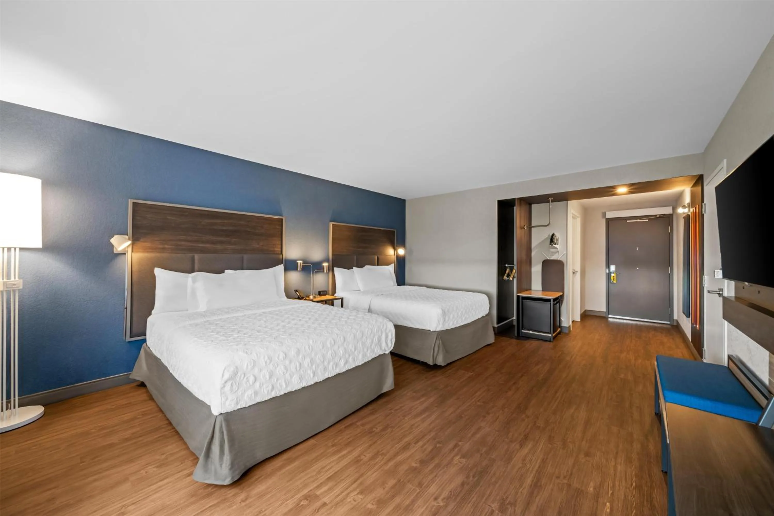 Bed in Tru By Hilton Oshawa