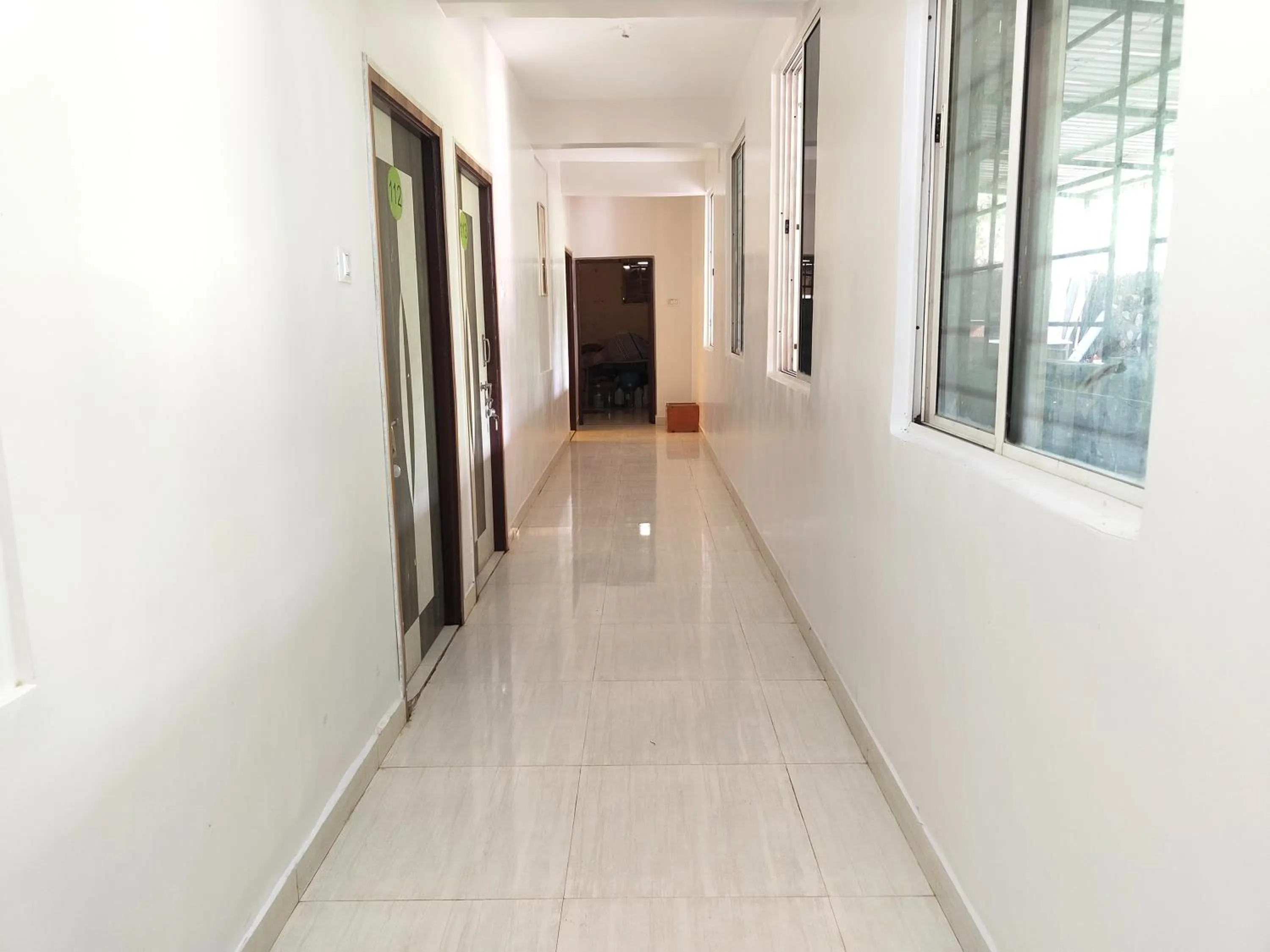 Area and facilities in Hotel Sskar Executive