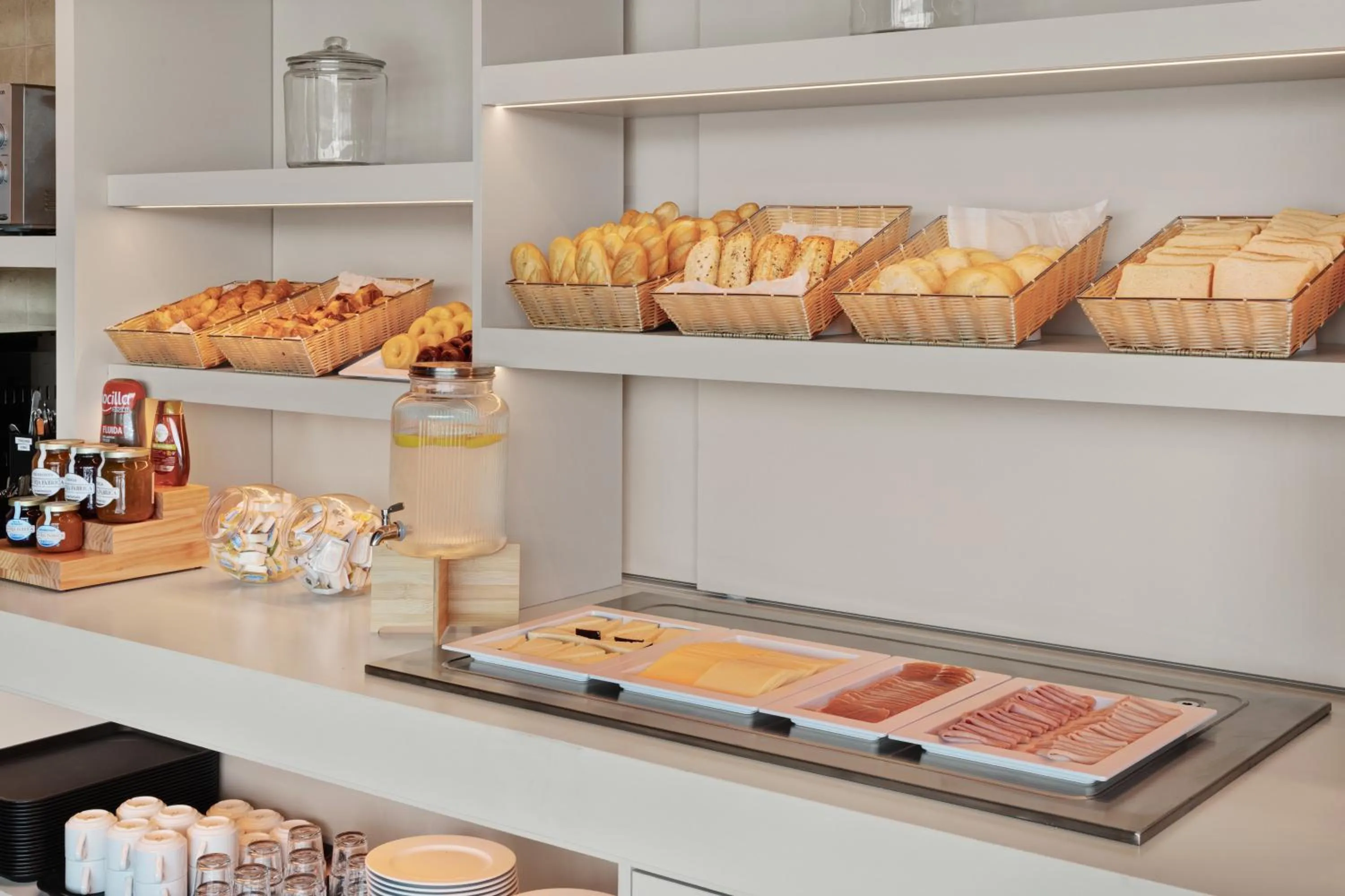 B&B HOTEL Alicante Aeropuerto