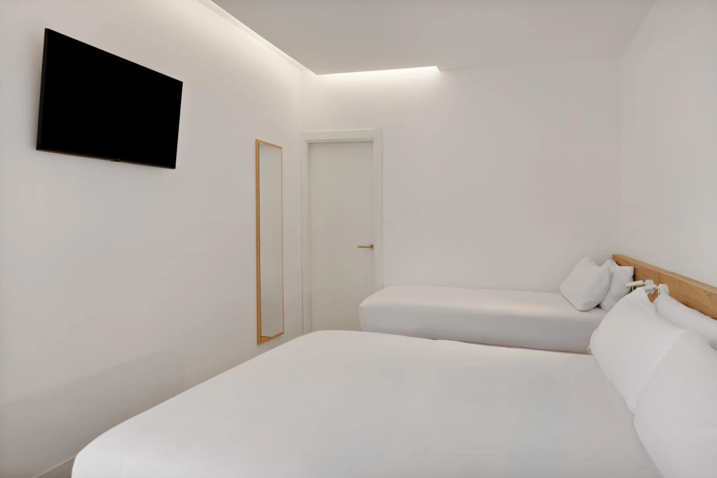 Bed in B&B HOTEL Alicante Aeropuerto