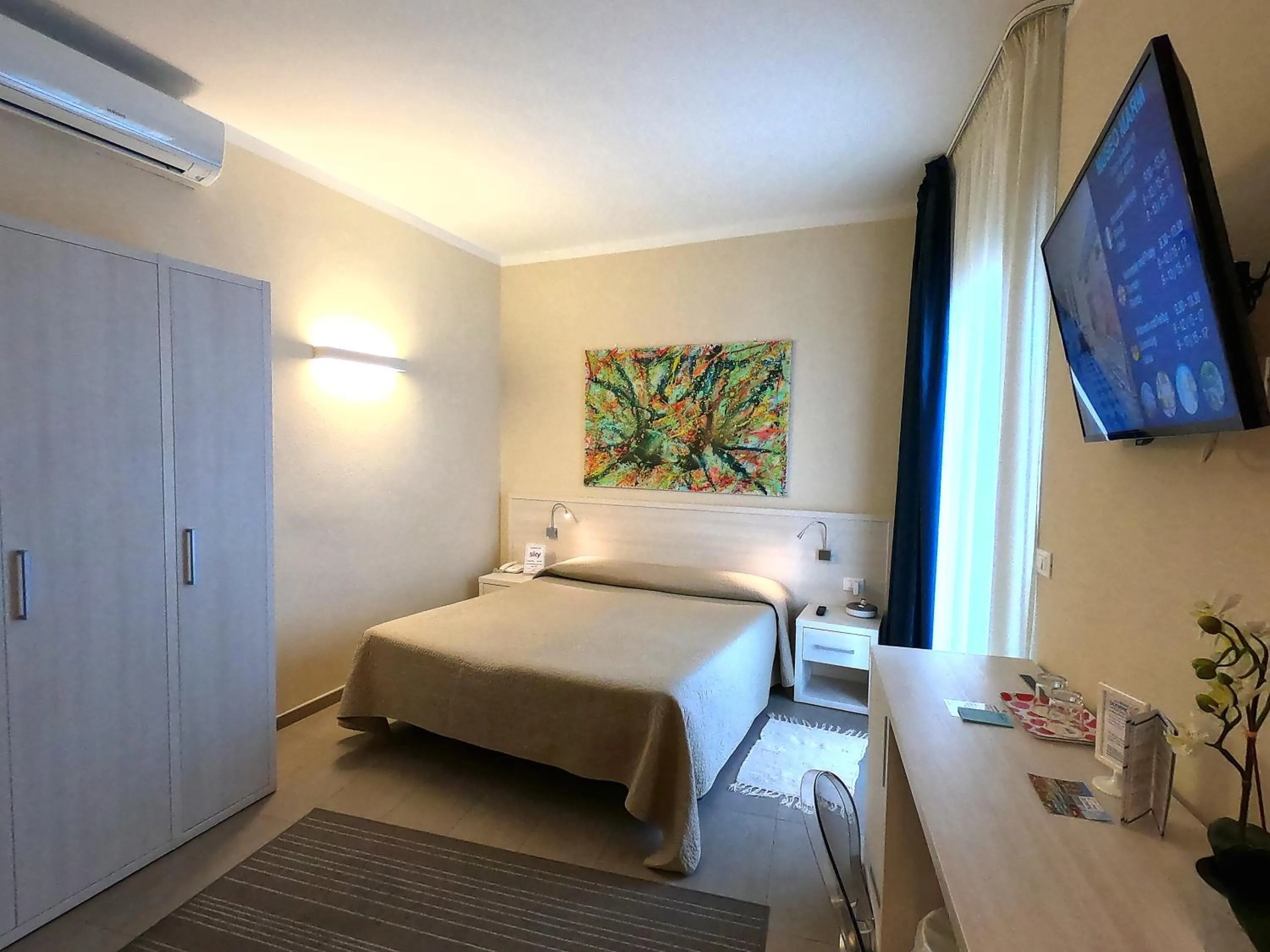 Bed in Hotel Olympic