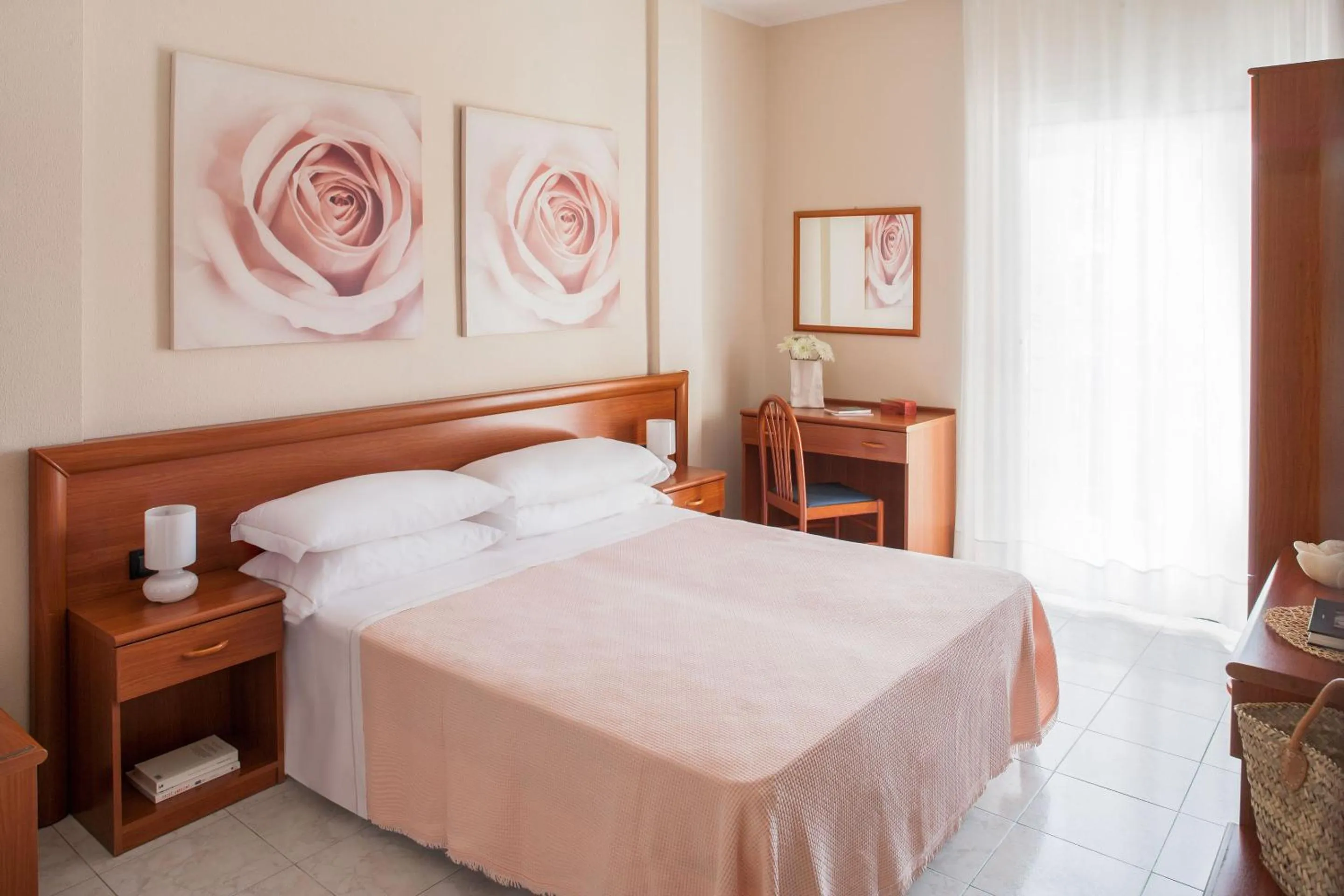 Bed in Hotel Olympic