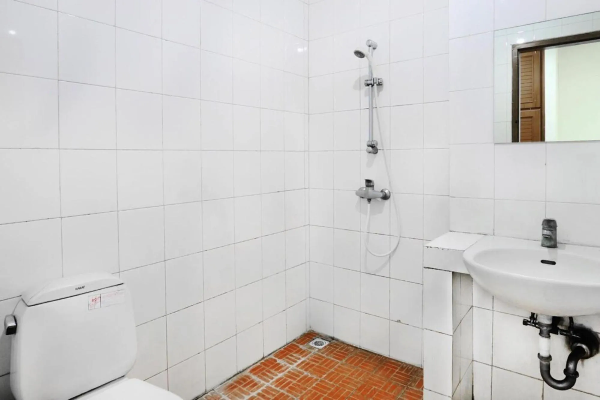 Bathroom in Graha Asri Hotel