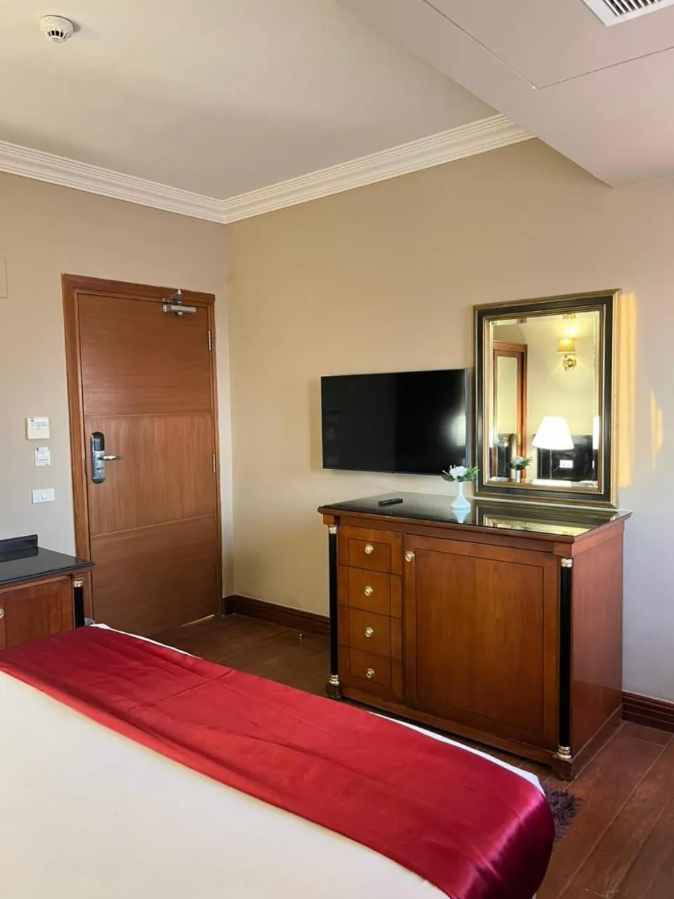 Bed in New Marwa Palace