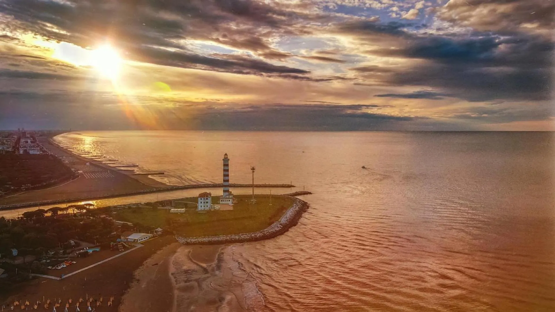 Bird's eye view in Hotel Fenix