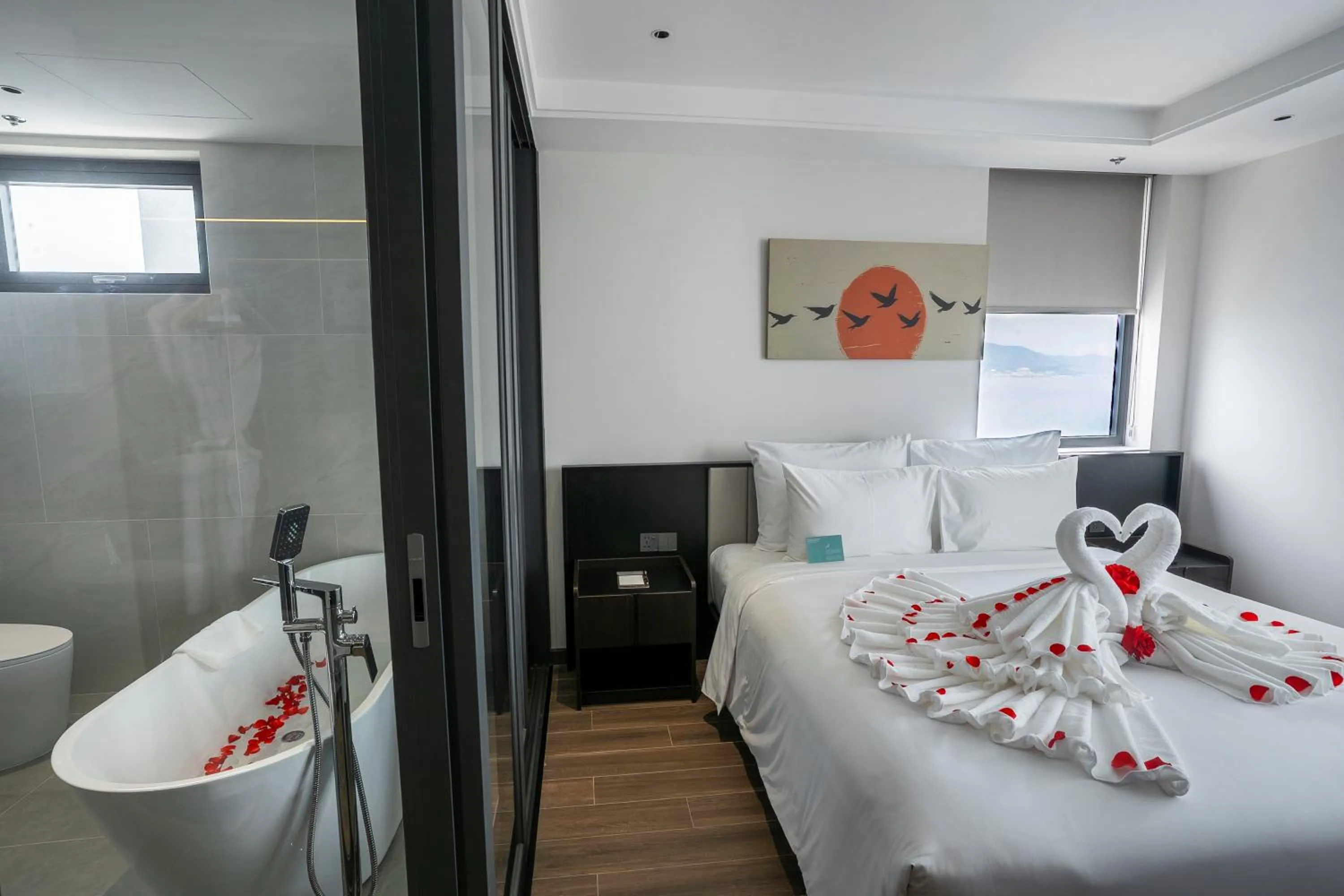 Bedroom, Bed in Iconique Hotel Nha Trang