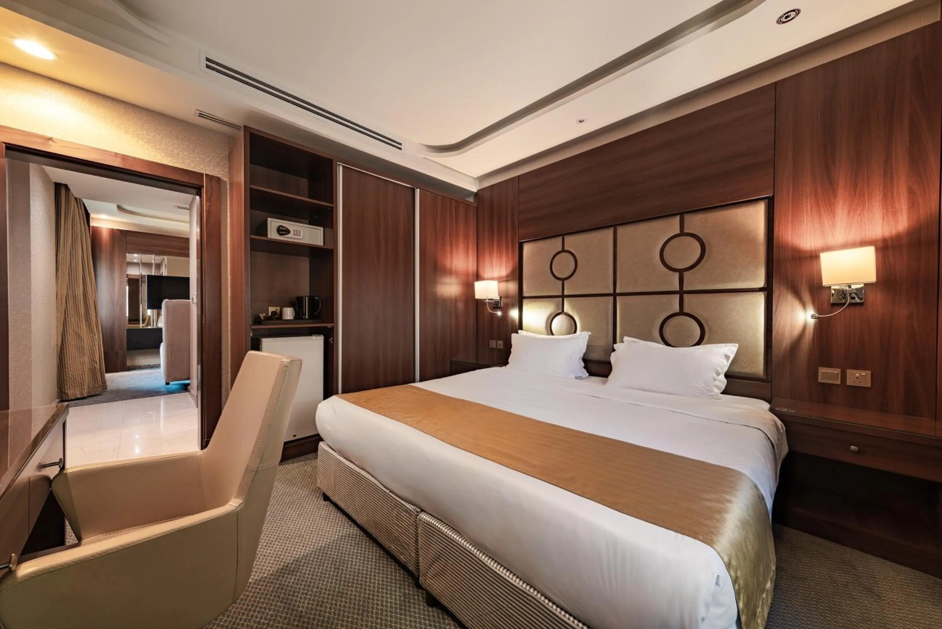 Bedroom in Sunday Red Sea Fountain Alhamra Formerly Vivid Plaza Hotel