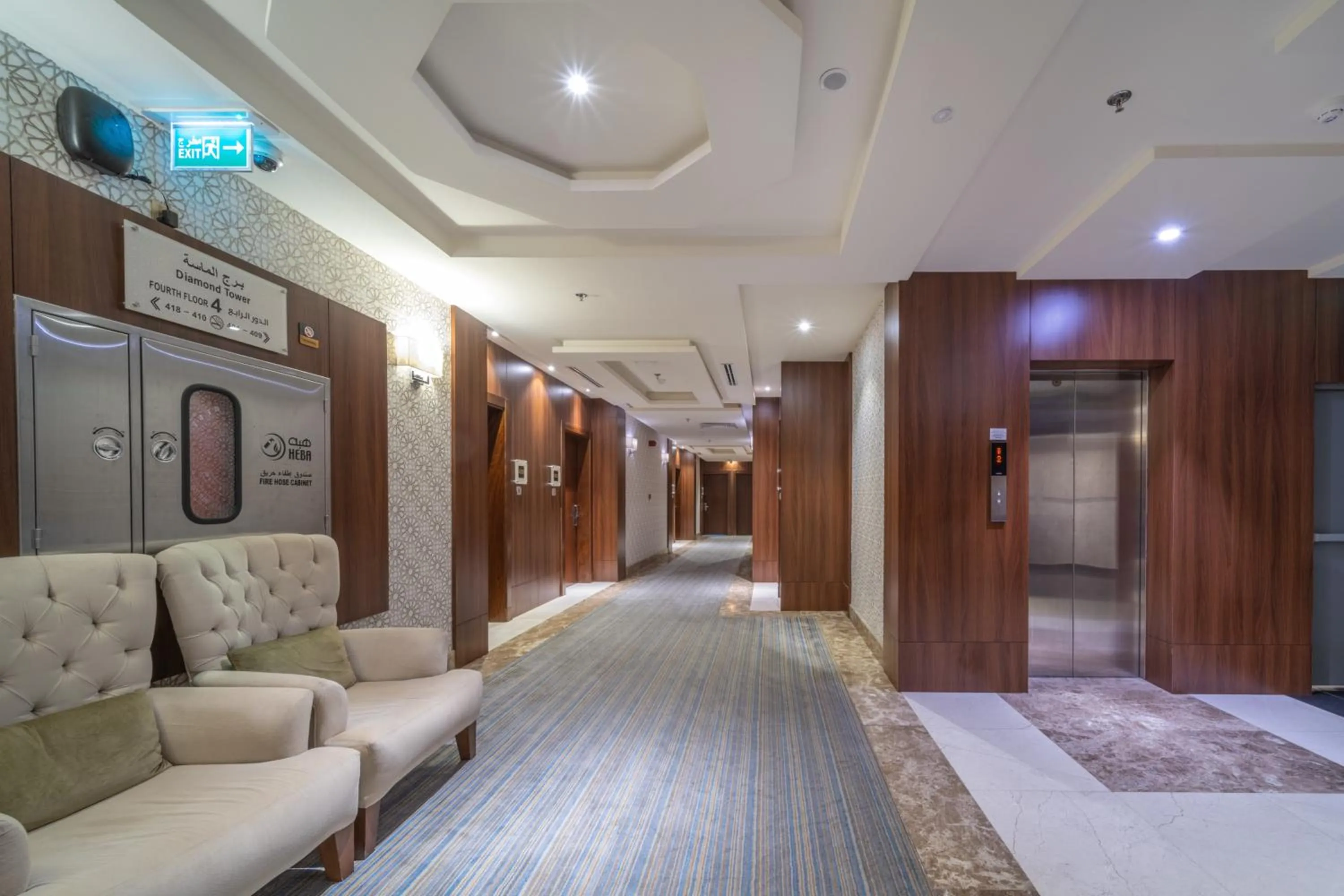 elevator in Sunday Red Sea Fountain Alhamra Formerly Vivid Plaza Hotel