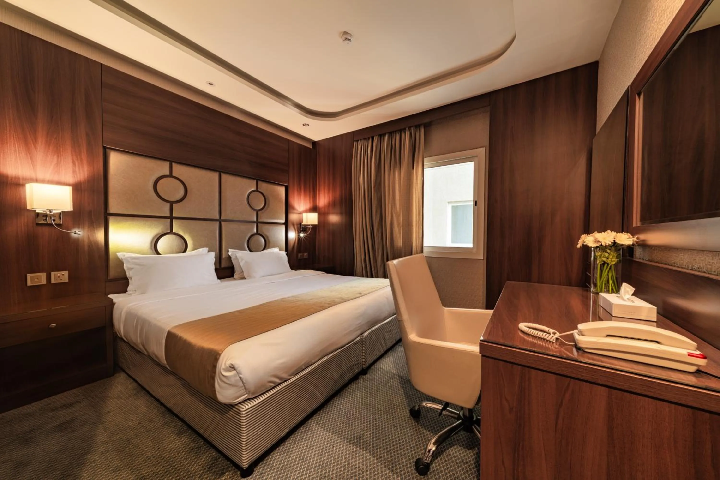 Bedroom in Sunday Red Sea Fountain Alhamra Formerly Vivid Plaza Hotel