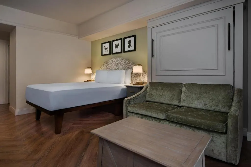 Bed in Disney's Saratoga Springs Resort & Spa