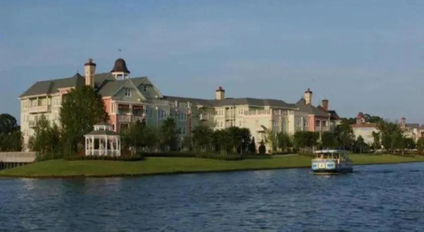 Disney's Saratoga Springs Resort & Spa