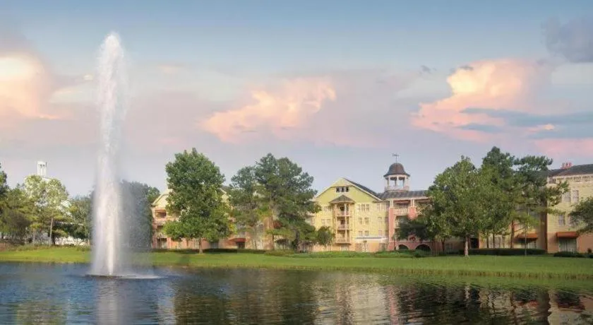 Disney's Saratoga Springs Resort & Spa