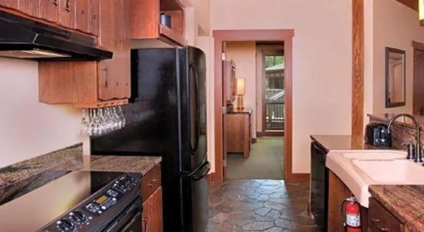 Disney's Saratoga Springs Resort & Spa