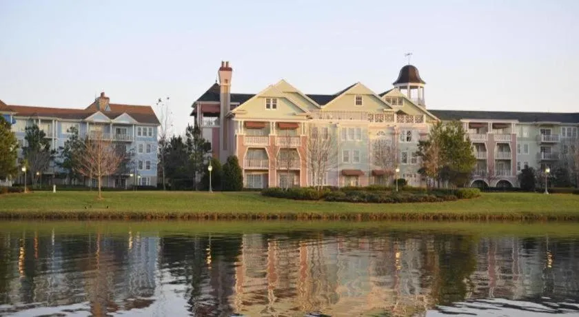 Disney's Saratoga Springs Resort & Spa
