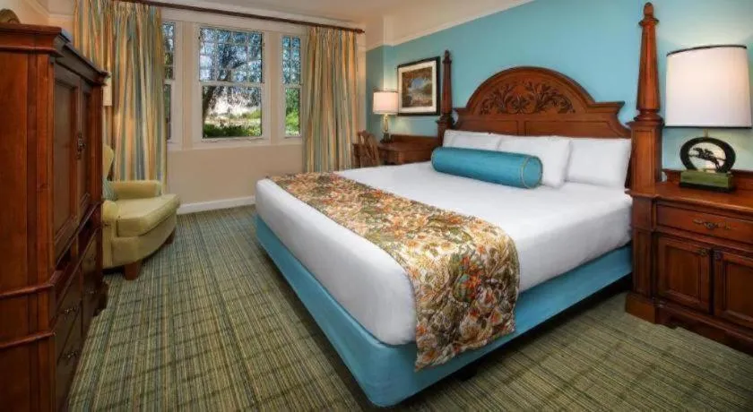 Bed in Disney's Saratoga Springs Resort & Spa