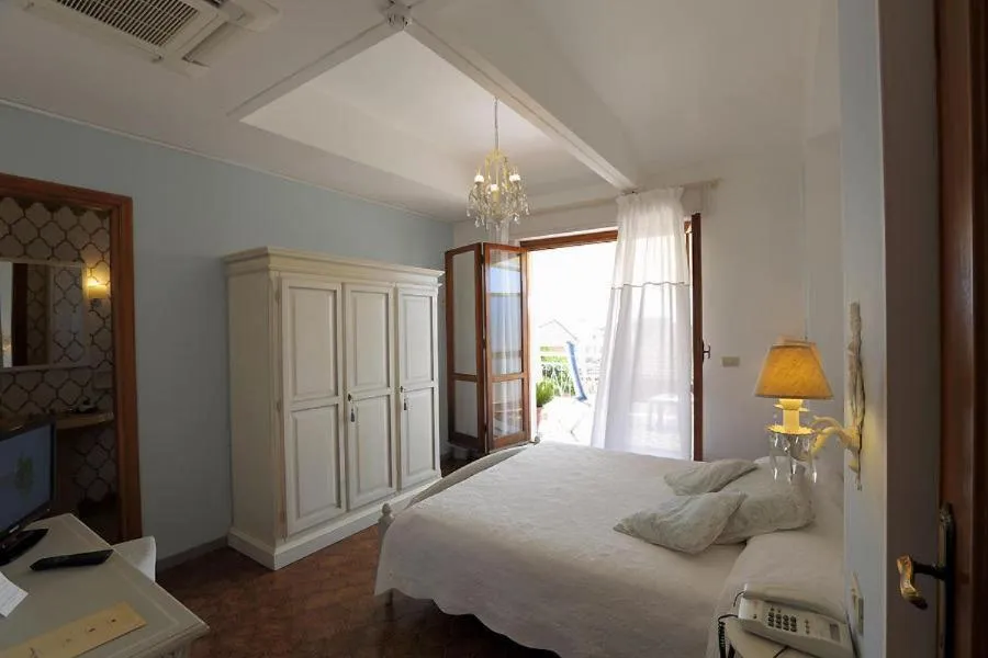 Photo of the whole room, Bed in Hotel Bergamo Mare Mhotelsgroup