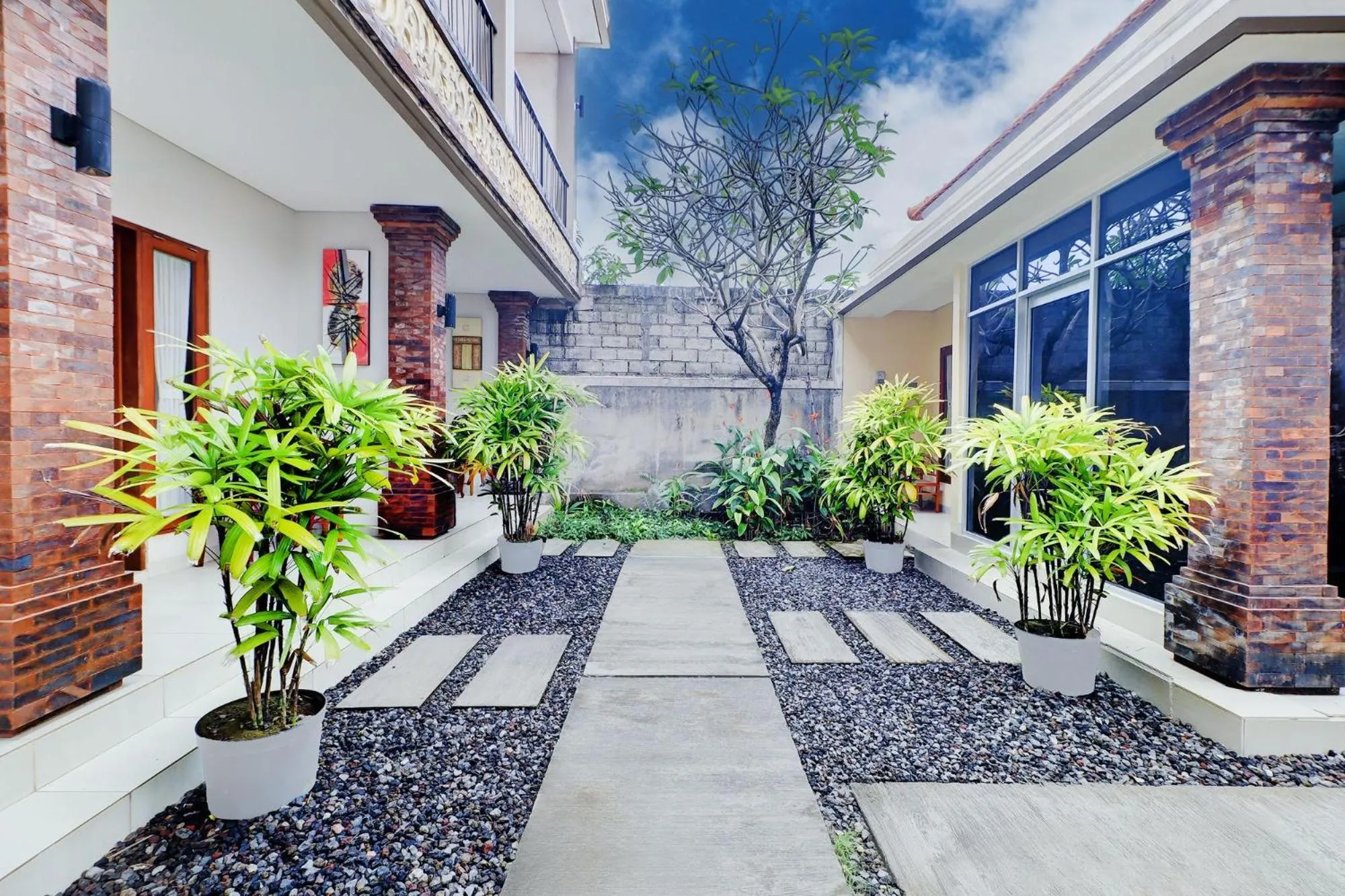 Area and facilities in Collection O Bali Sanur near Bali Mandara Hospital