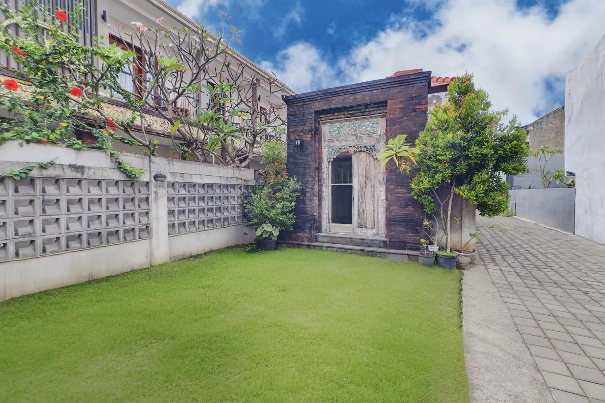 Area and facilities in Collection O Bali Sanur near Bali Mandara Hospital