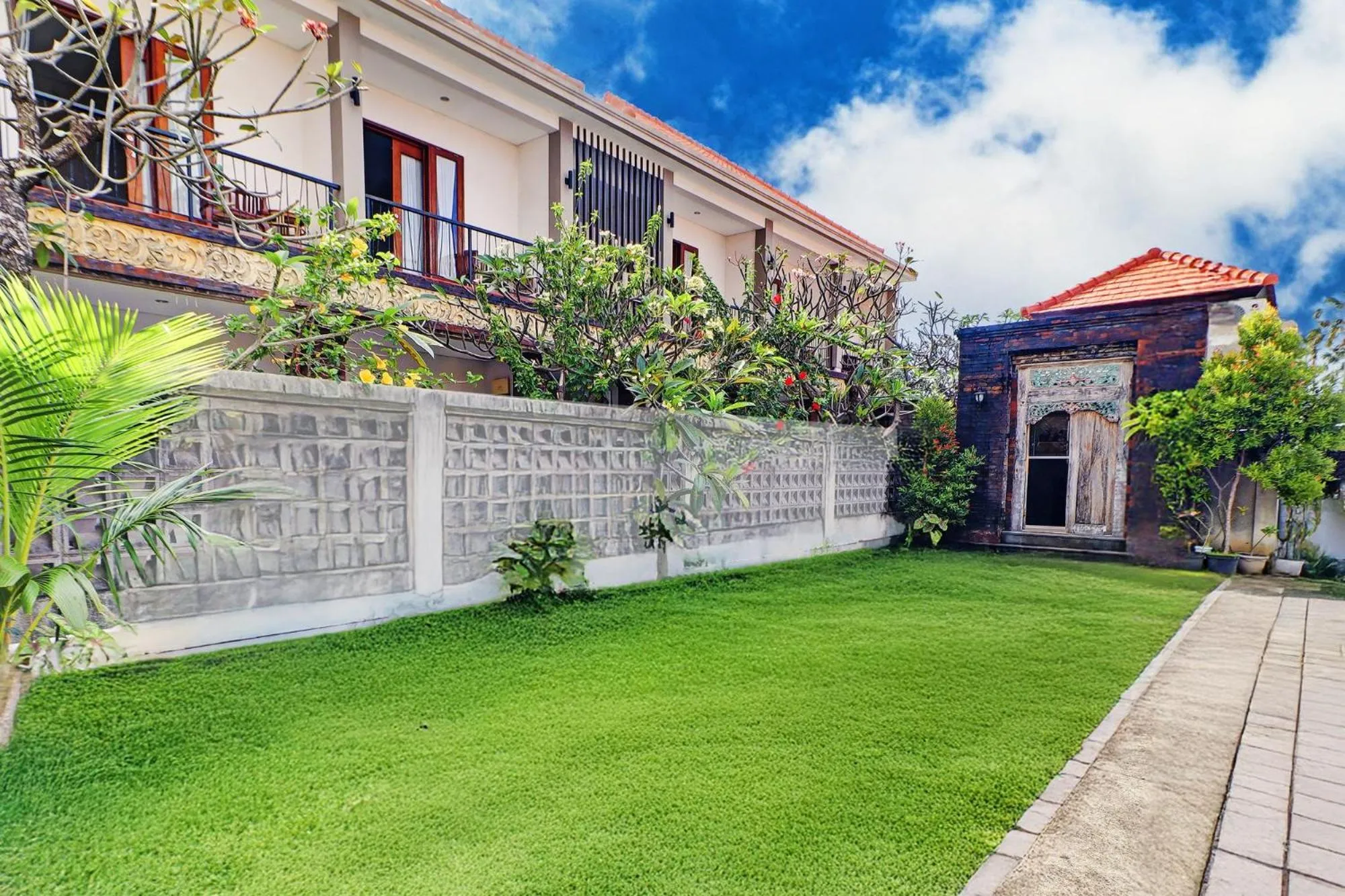 Area and facilities in Collection O Bali Sanur near Bali Mandara Hospital
