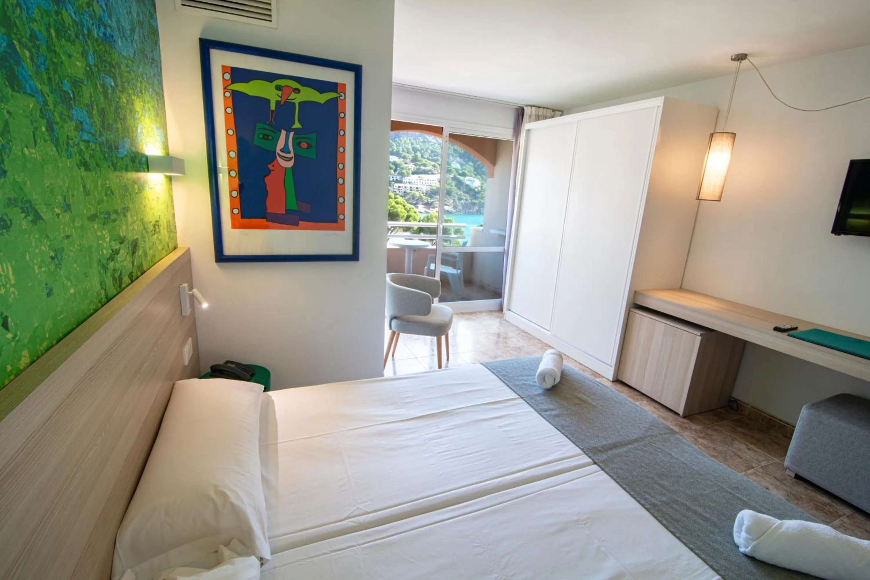 Bedroom, Bed in Canyamel Classic & Spa, solo Adultos