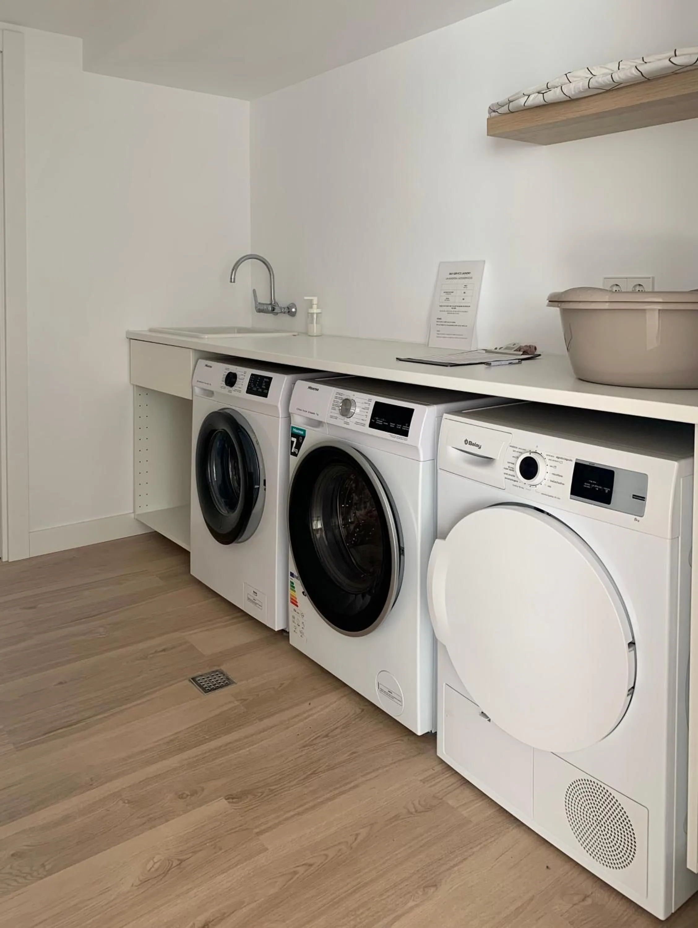 laundry in Bauló Mar Apartments