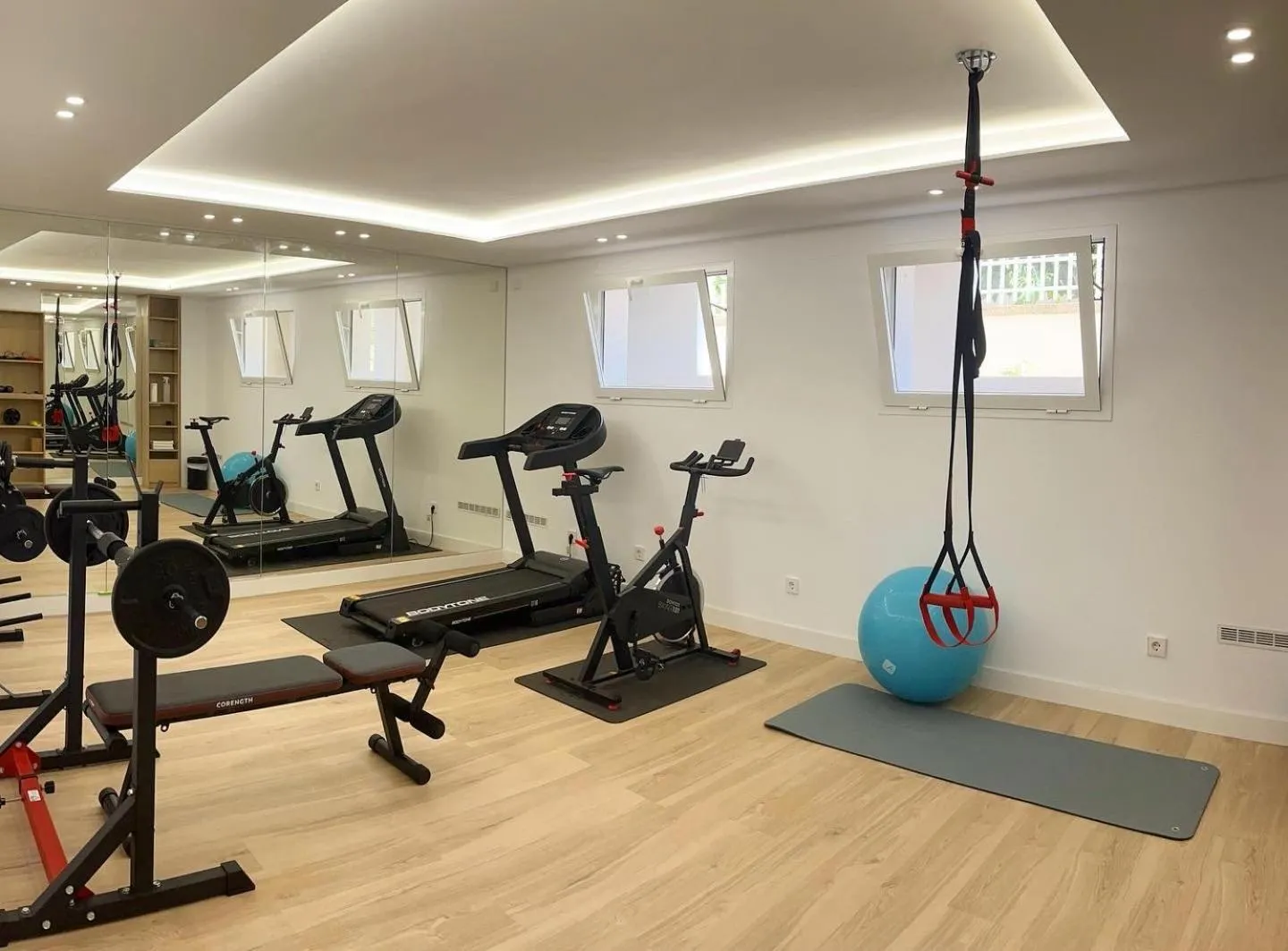 Fitness centre/facilities in Bauló Mar Apartments
