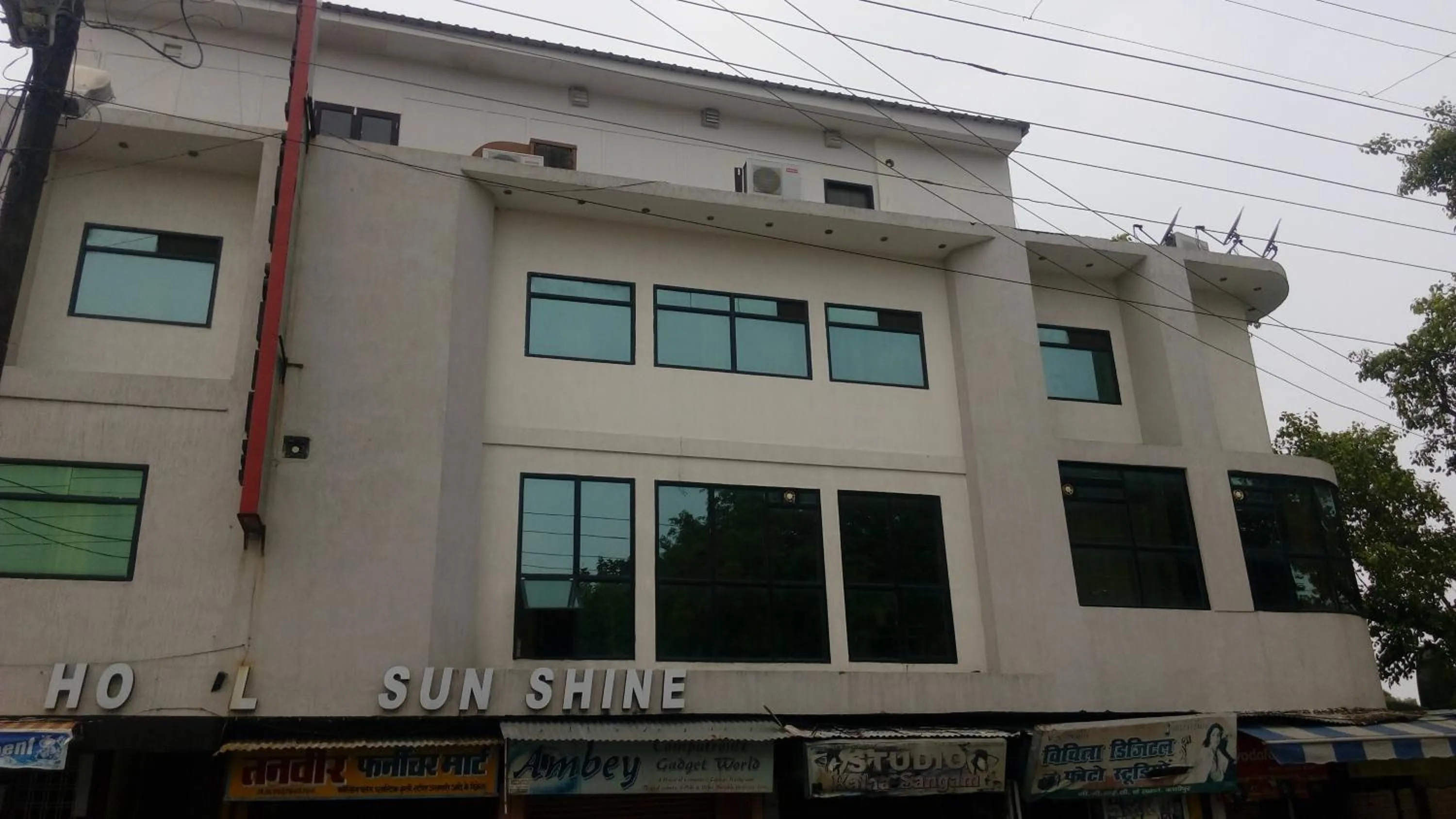 Property building in Hotel Sunshine