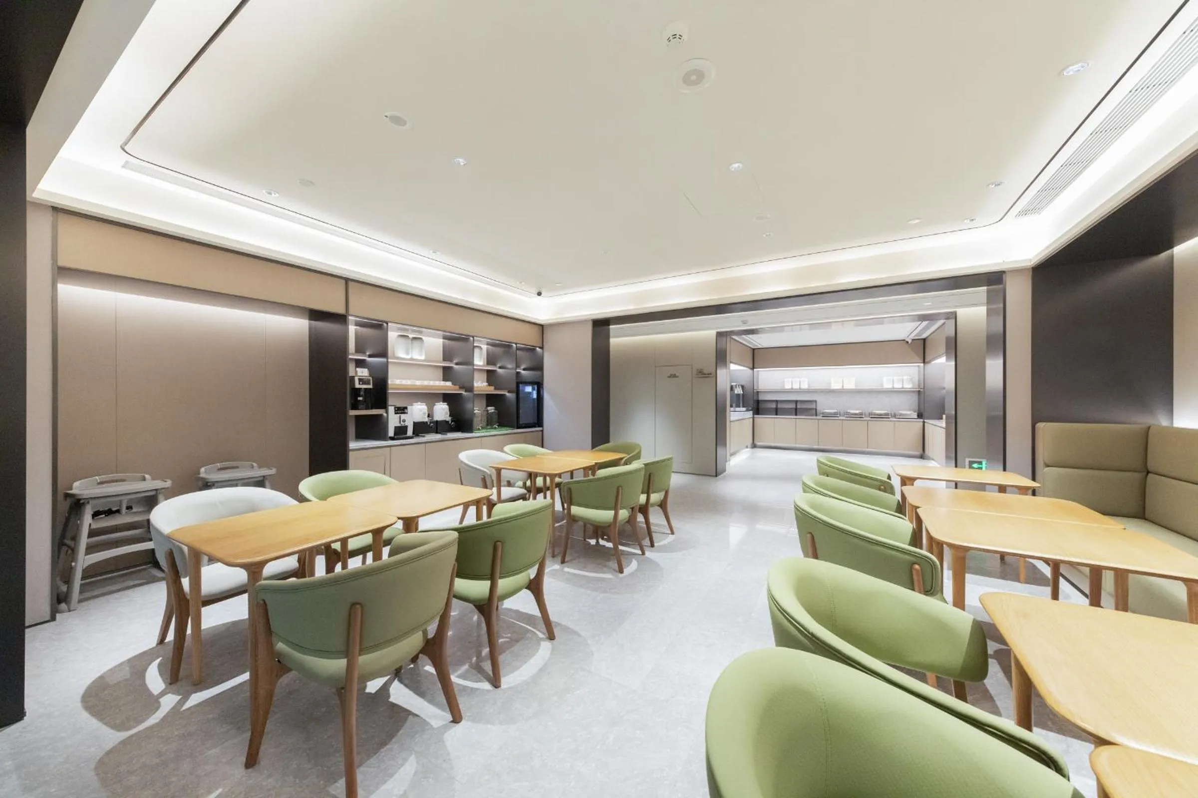 Restaurant/places to eat in JI Hotel Beijing Wukesong Wanshou Road