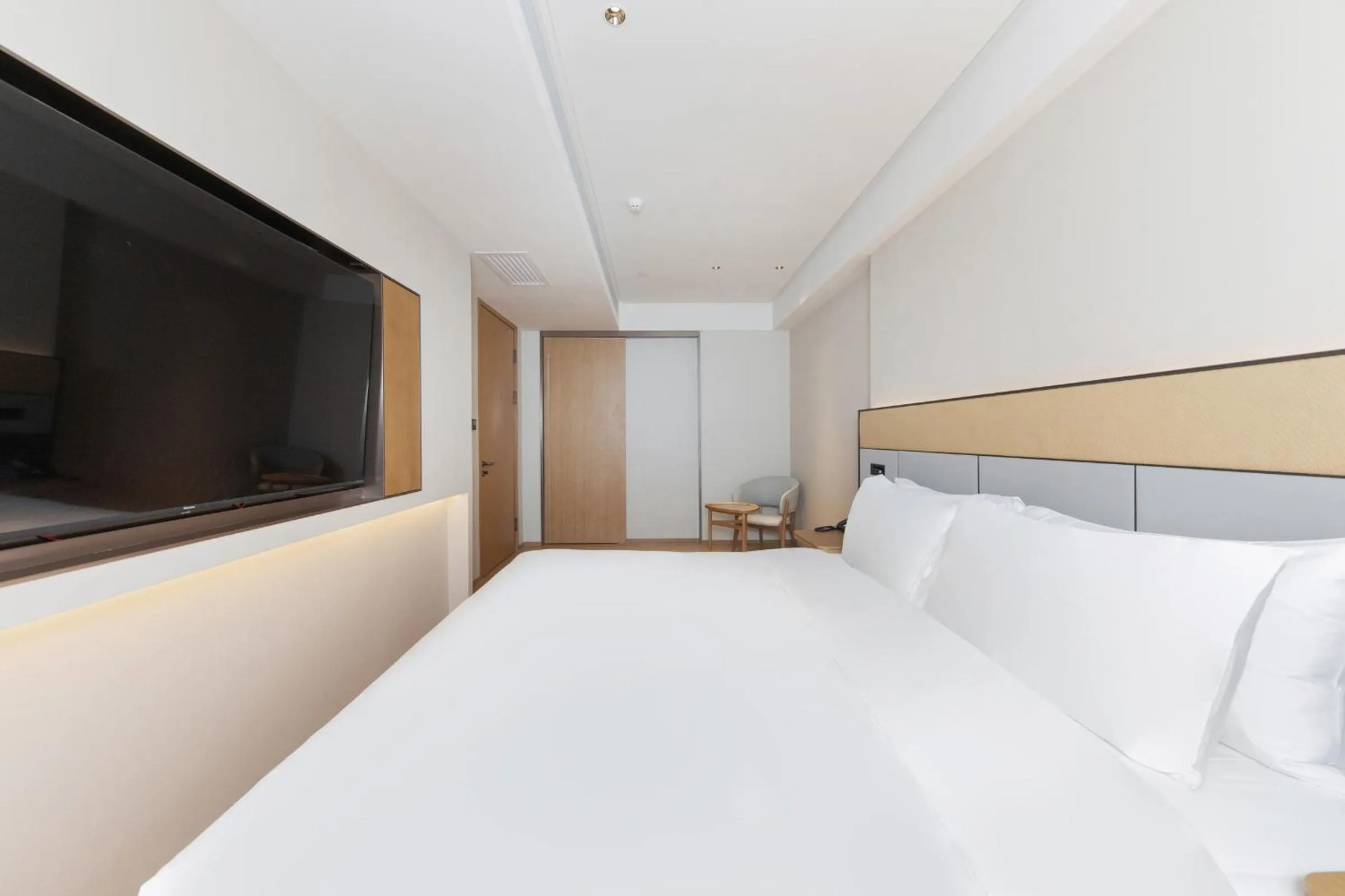 Photo of the whole room in JI Hotel Beijing Wukesong Wanshou Road