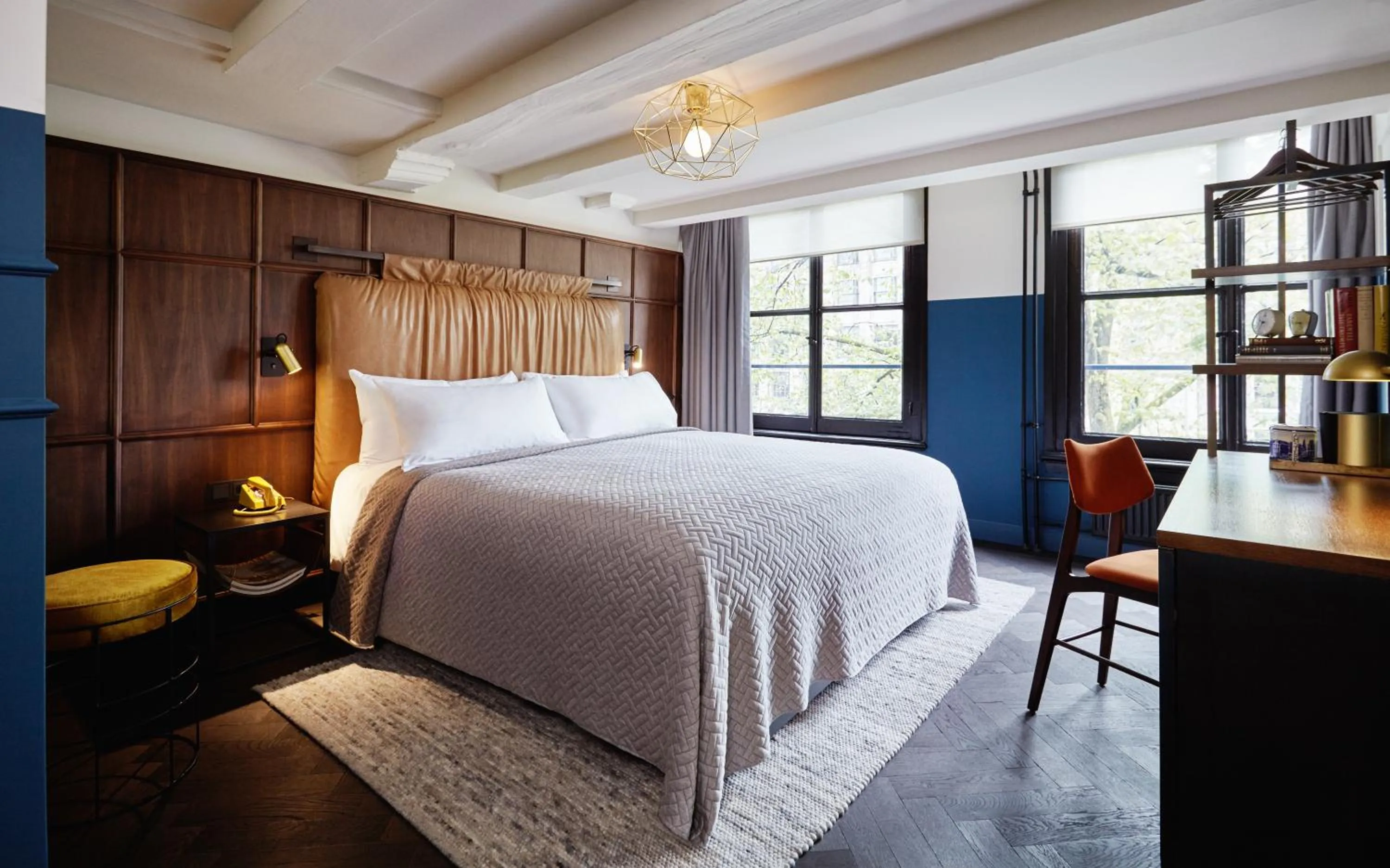 Day, Bed in The Hoxton, Amsterdam