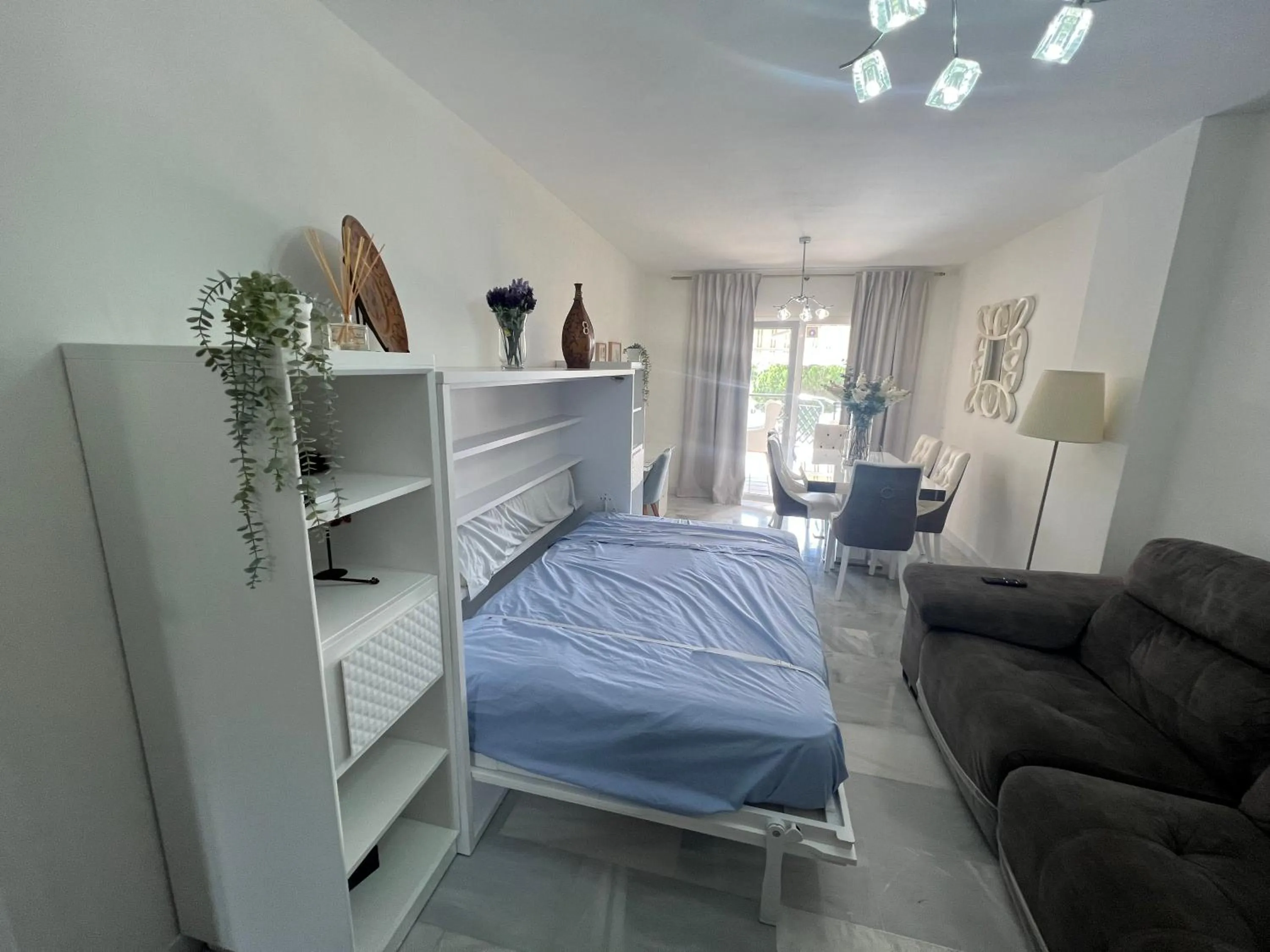 hair dresser, Bed in Mi Capricho, Luxury Apartment