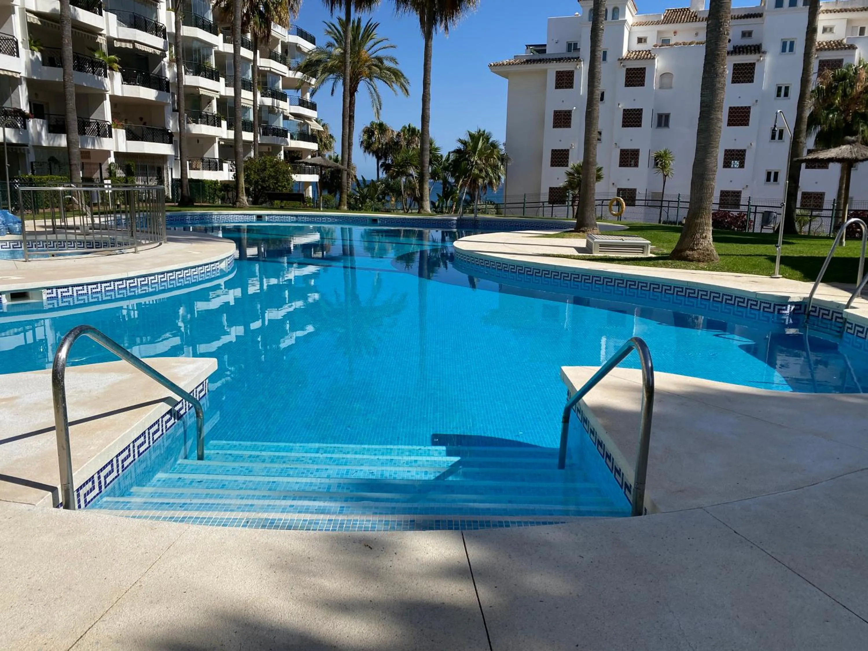 Swimming pool in Mi Capricho, Luxury Apartment