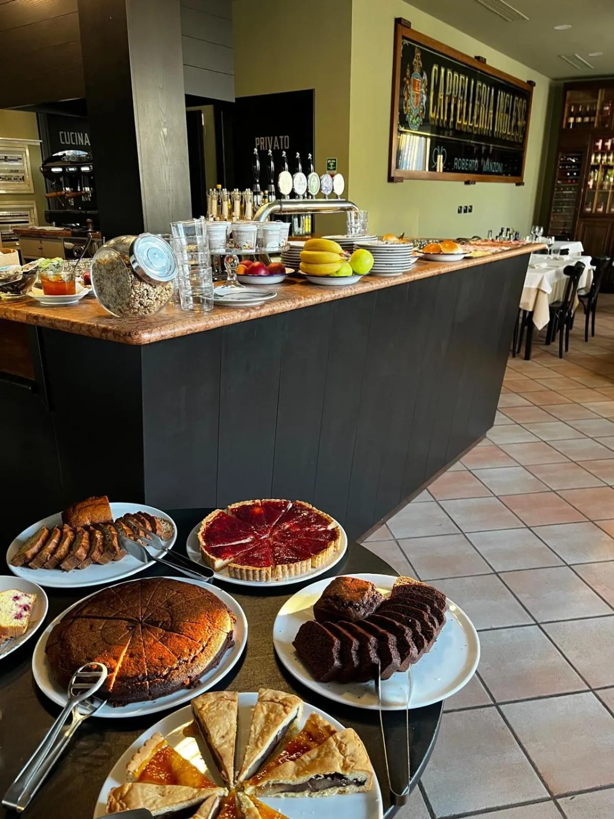 Breakfast in Hotel Classicano