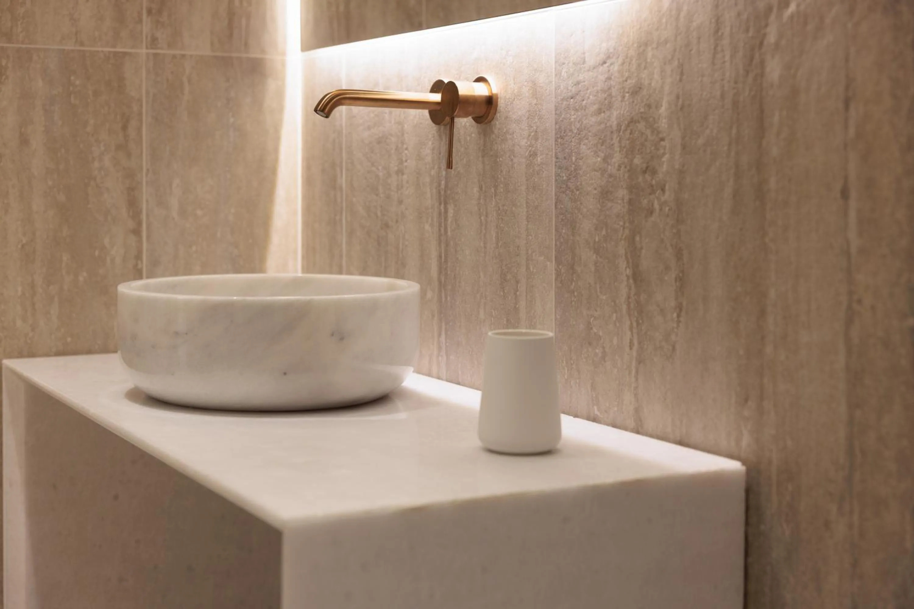 Bathroom in Polis of Naxos