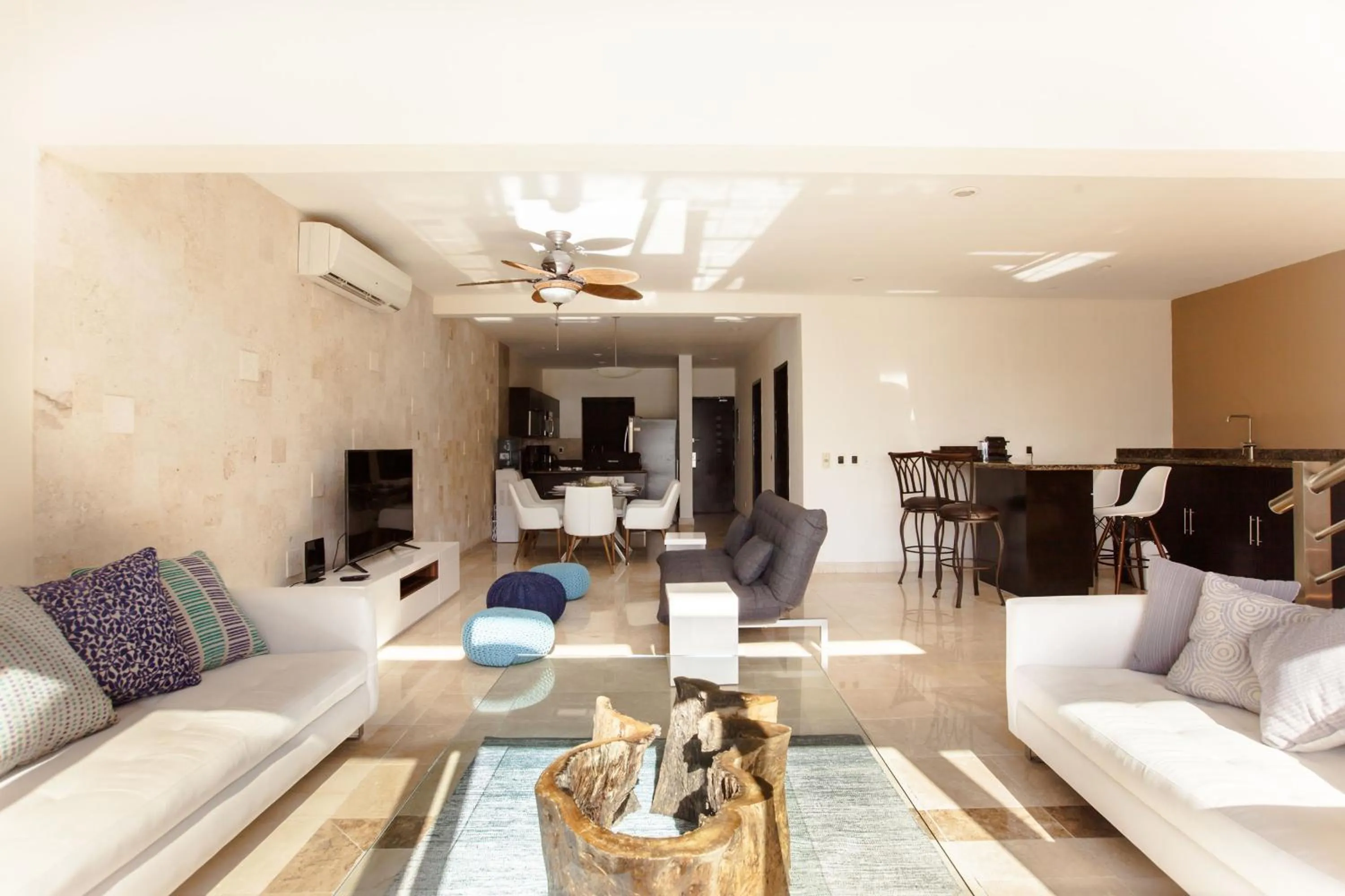 El Faro 304 CORAL 3 Bdr Penthouse