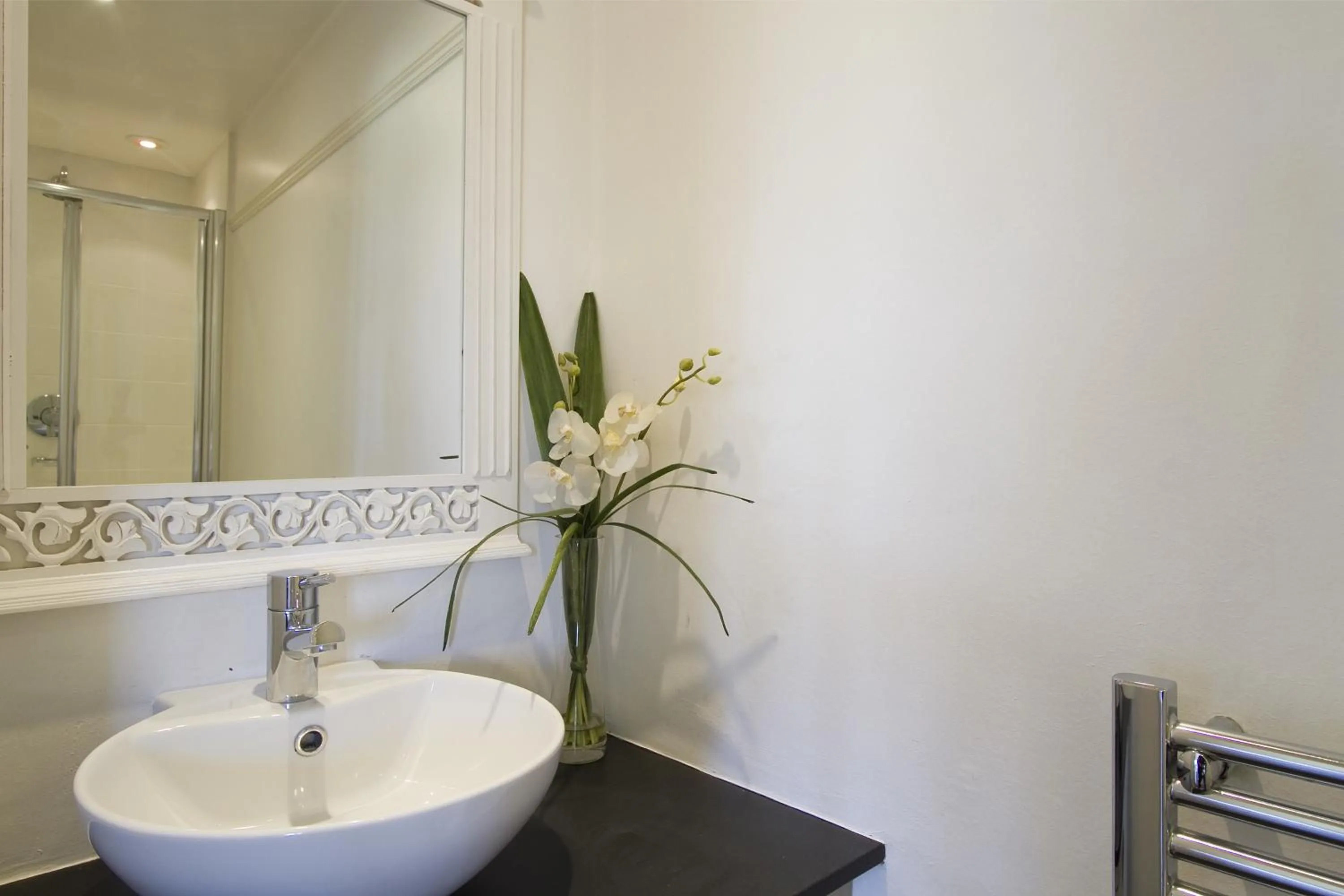 Bathroom in High Grassings Country House